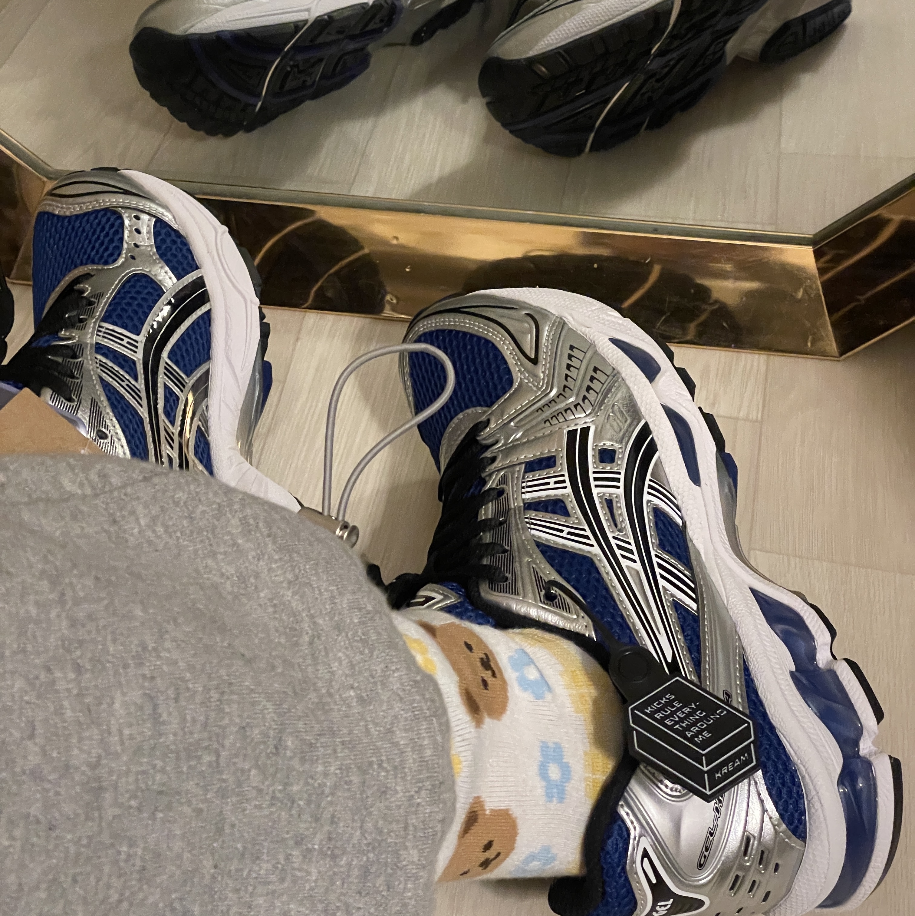 Asics Gel-Kayano 14 Monaco Blue Black 착용 스타일