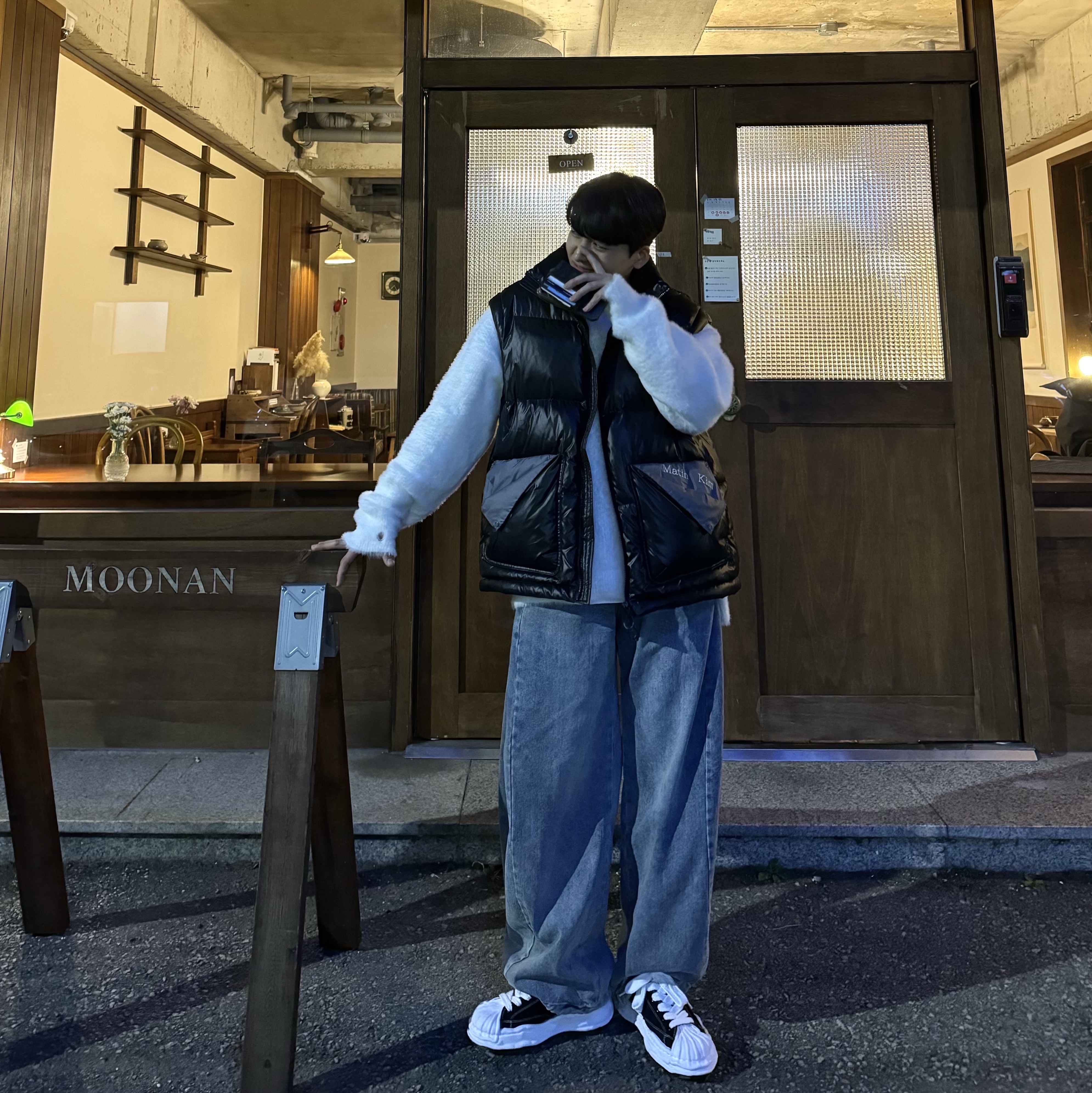 Maison Mihara Yasuhiro Blakey OG Sole Canvas Low-top Sneakers Black White 착용 스타일