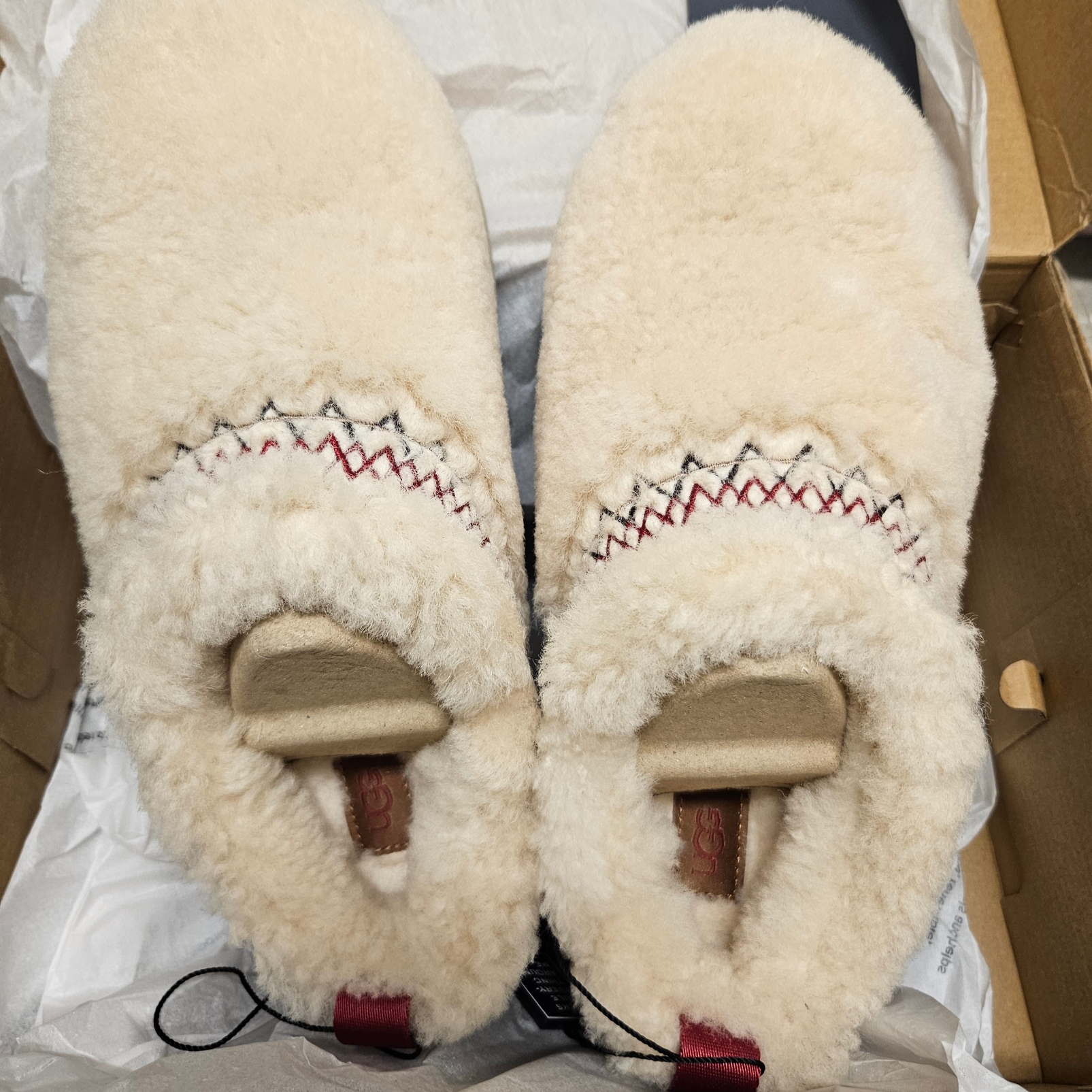 (W) UGG Tazz Braid Natural 착용 스타일 - 2