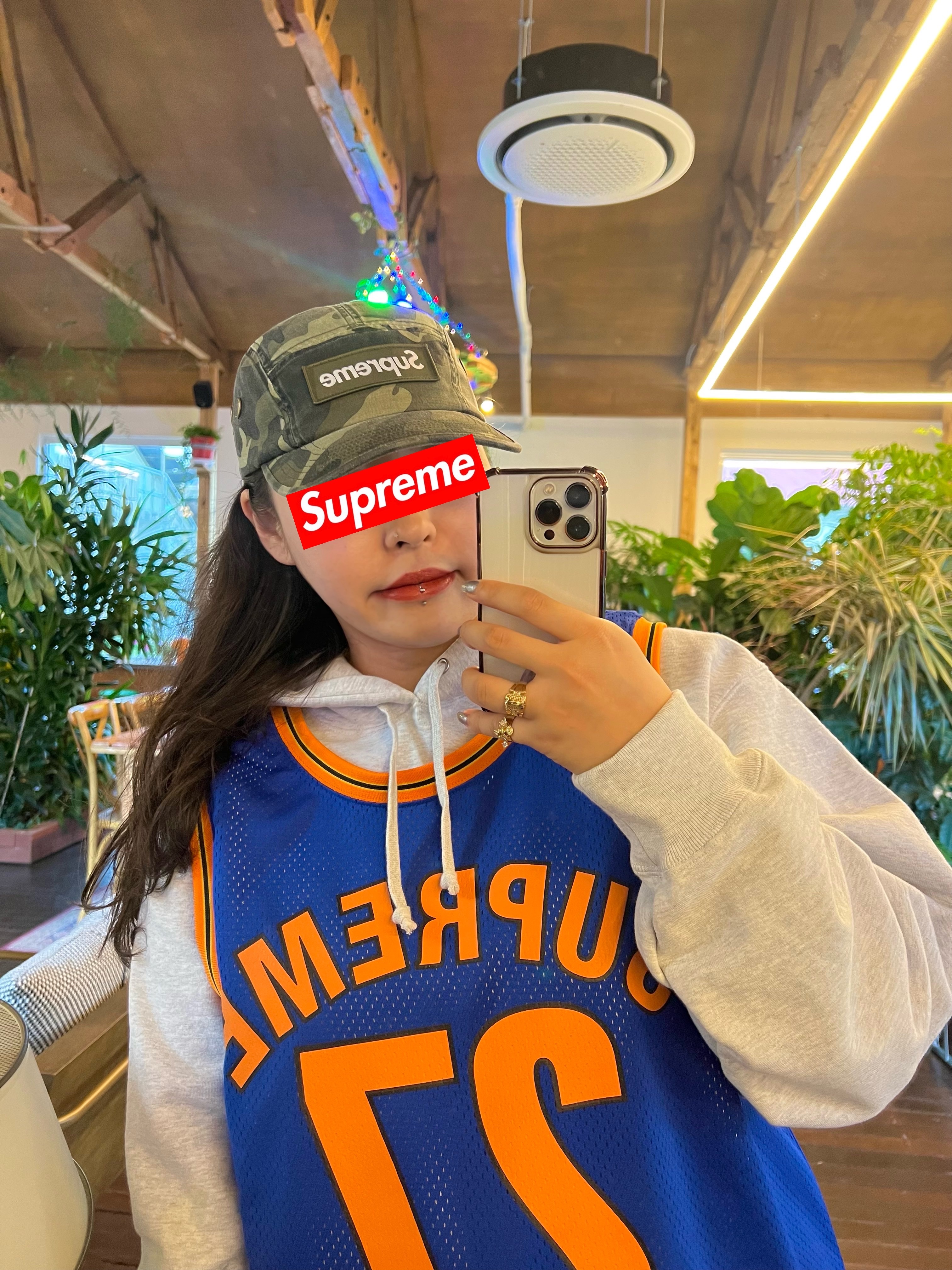 Supreme Military Camp Cap Olive Camo - 23SS, Supreme Basketball Jersey Hooded Sweatshirt Ash Grey - 21SS 착용 스타일