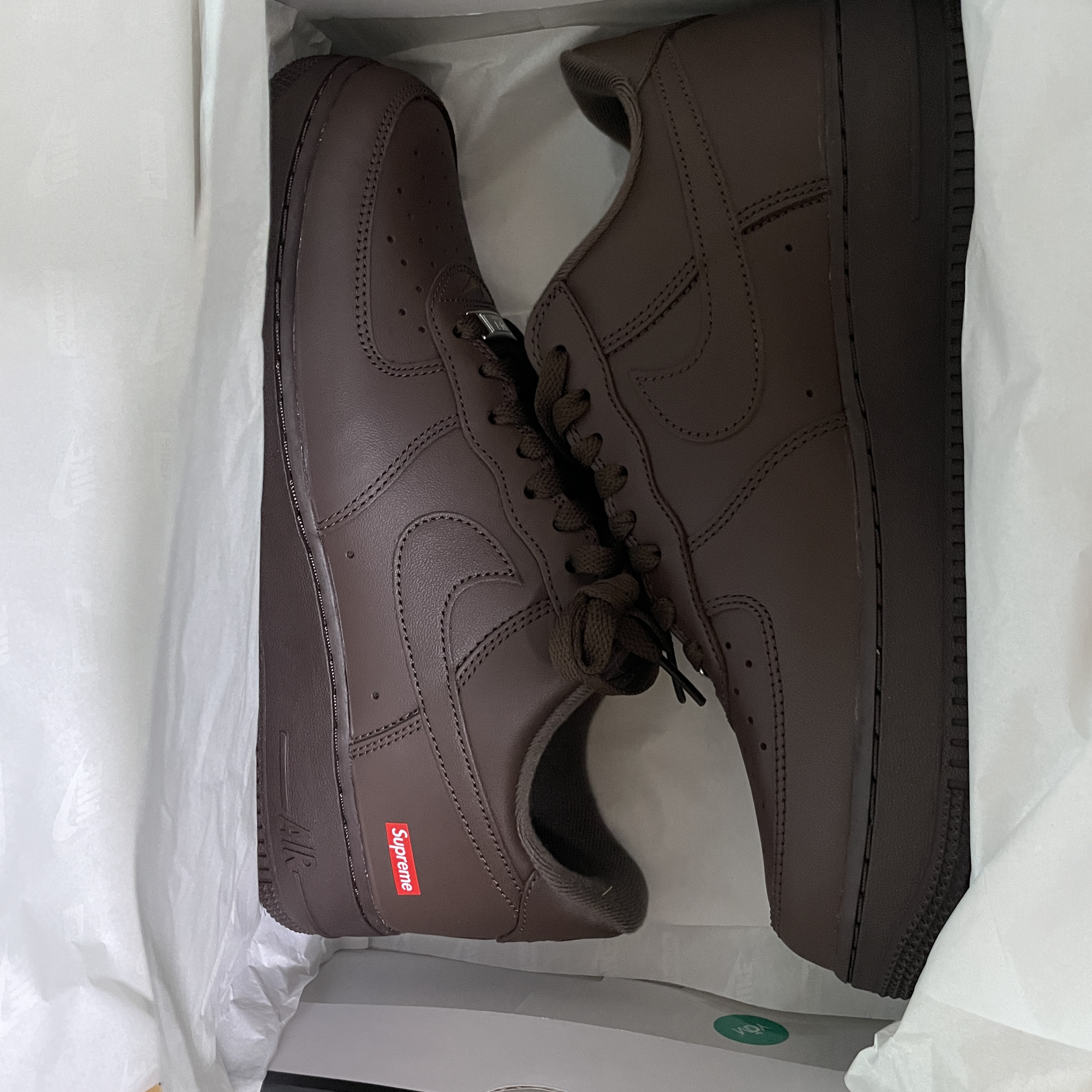 Nike x Supreme Air Force 1 Low Baroque Brown 착용 스타일