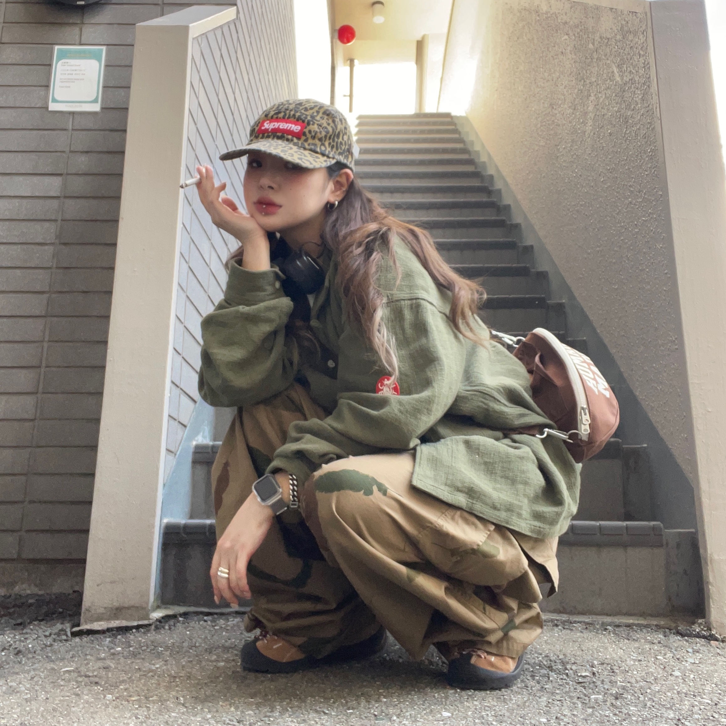 Supreme Washed Chino Twill Camp Cap Leopard - 23FW, Human Made Rugby Ball Bag Brown 착용 스타일