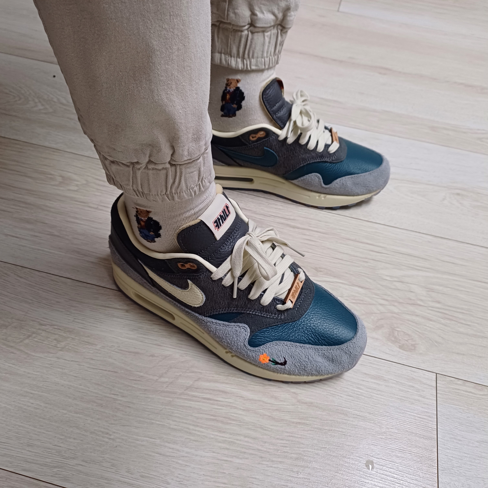 Nike x Kasina Air Max 1 SP Won-Ang Particle Grey 착용 스타일 - 1