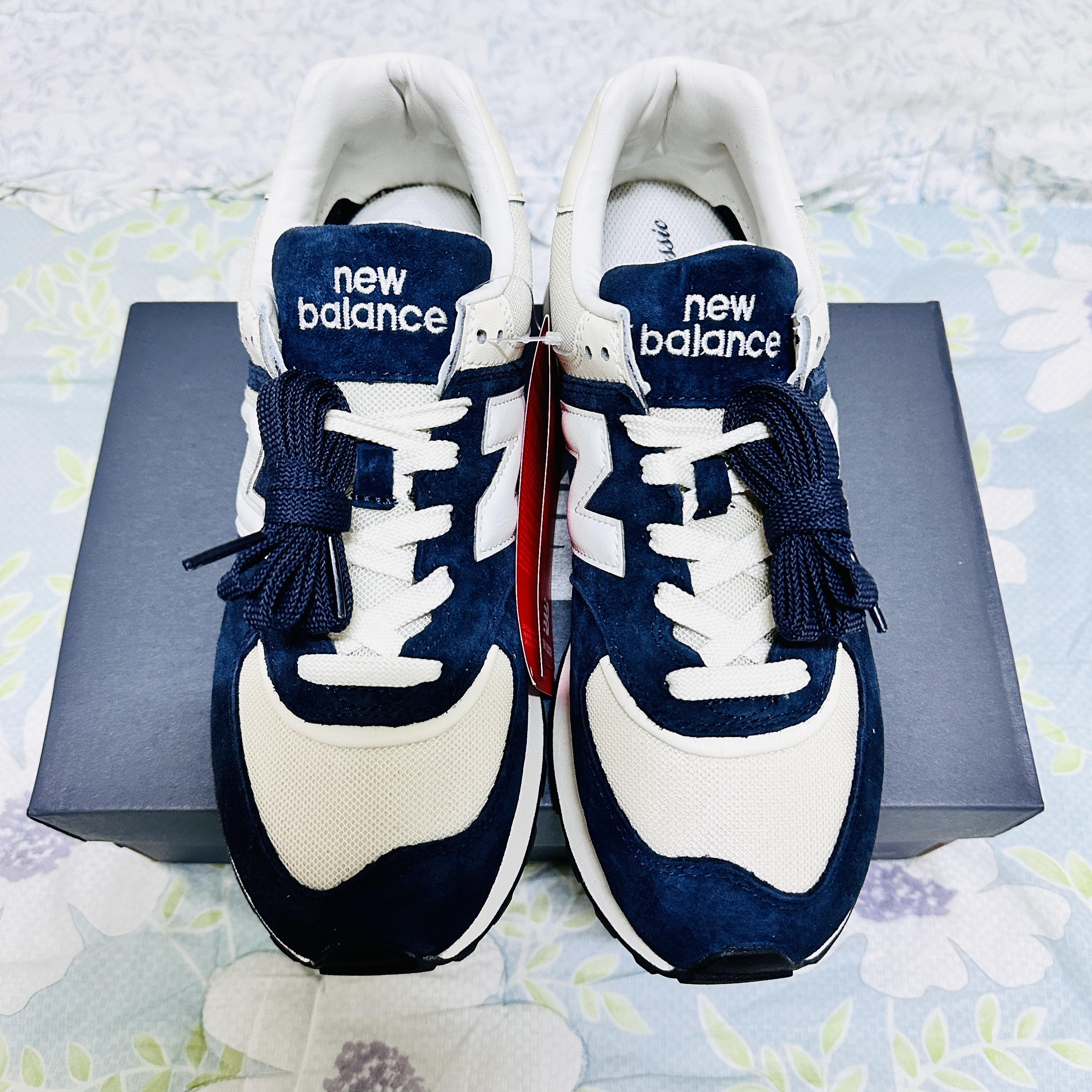 New Balance 574 Legacy Navy Blue 착용 스타일 - 1