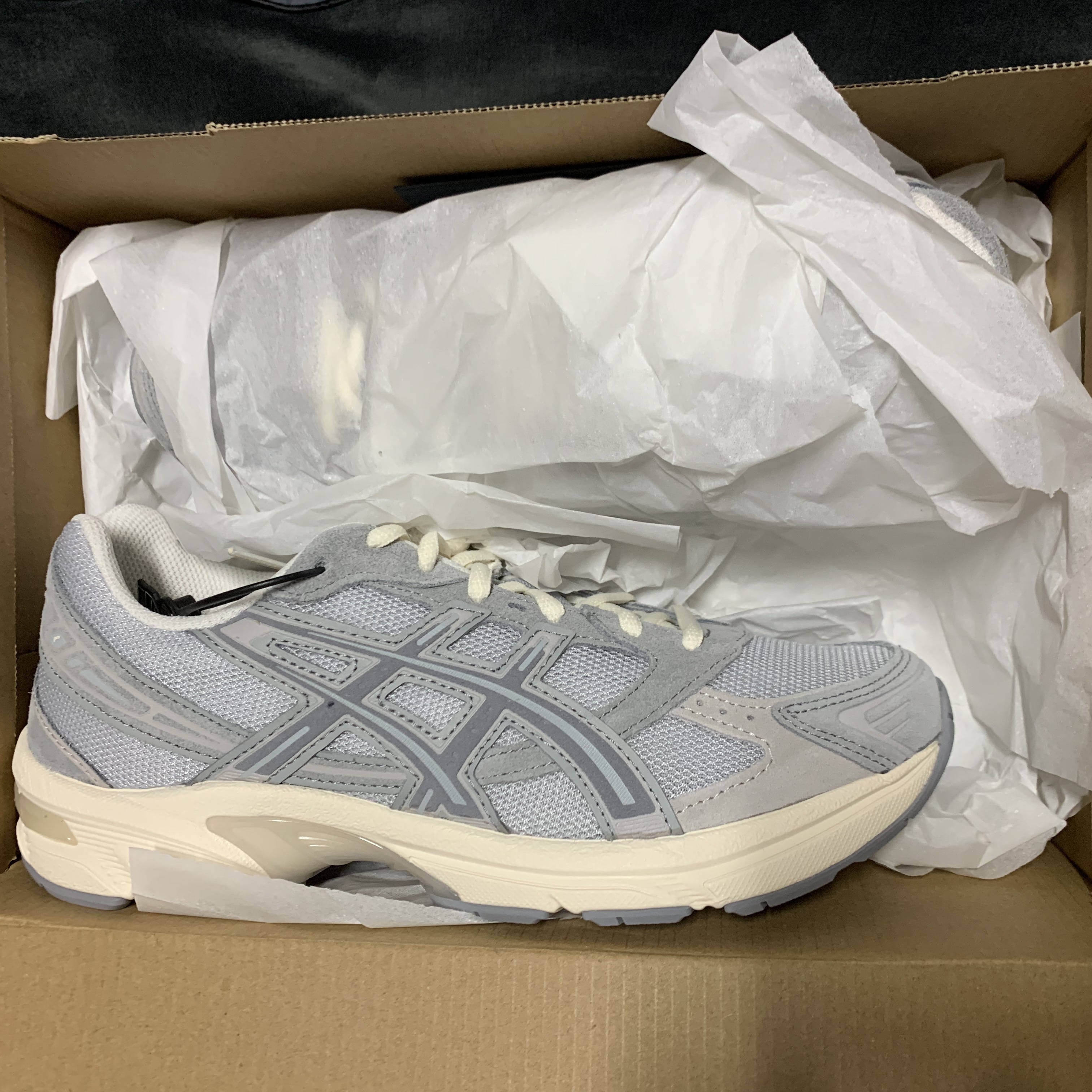 Asics Gel-1130 Piedmont Grey 착용 스타일 - 1