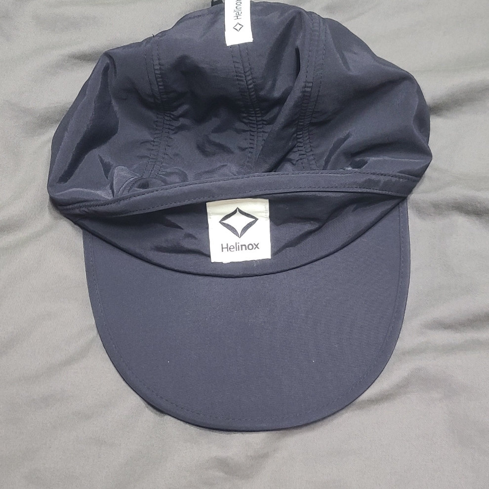 Helinox Glow Edition Field Bill Cap Black 착용 스타일