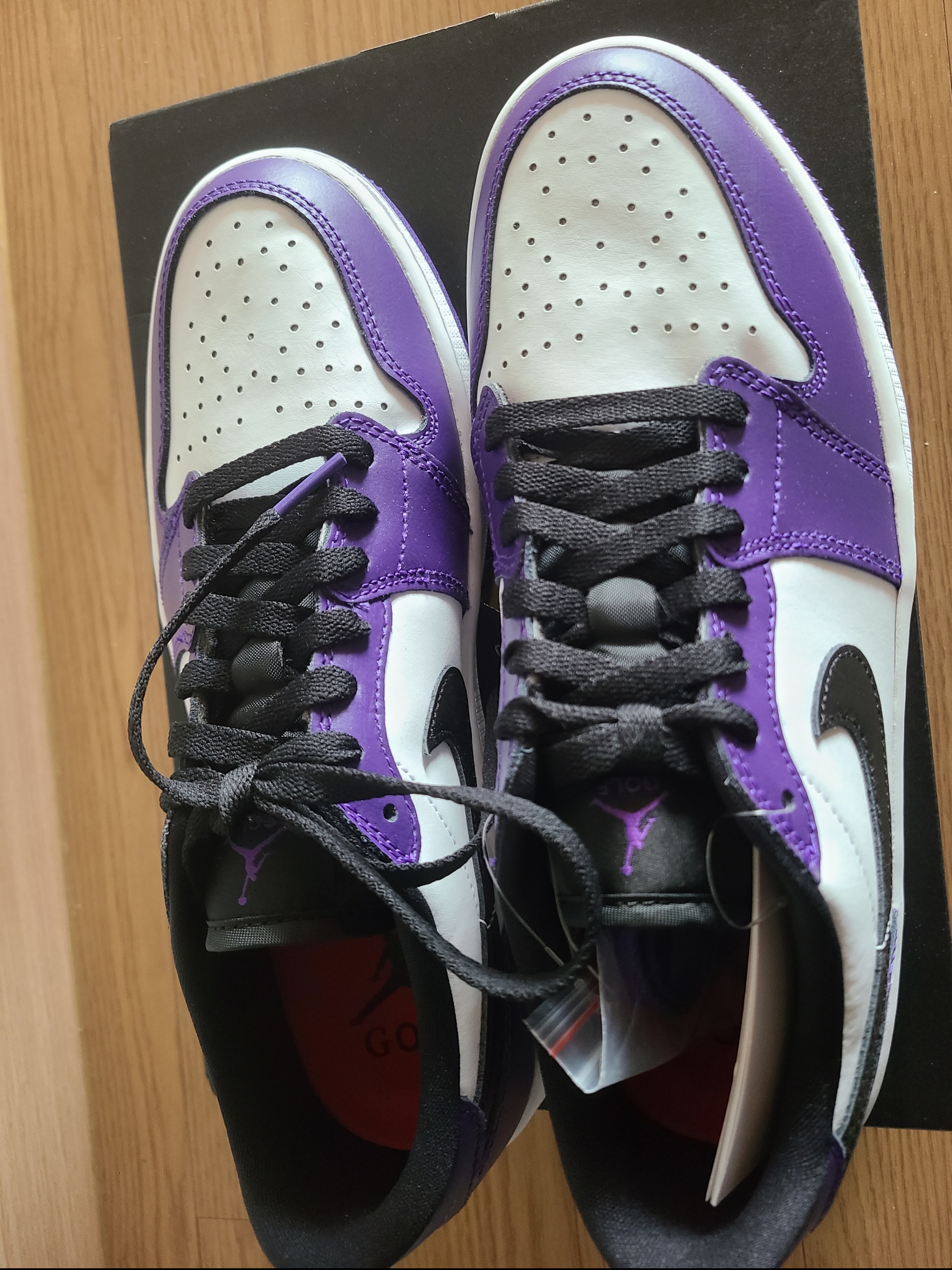 Jordan 1 Low Golf Court Purple 착용 스타일