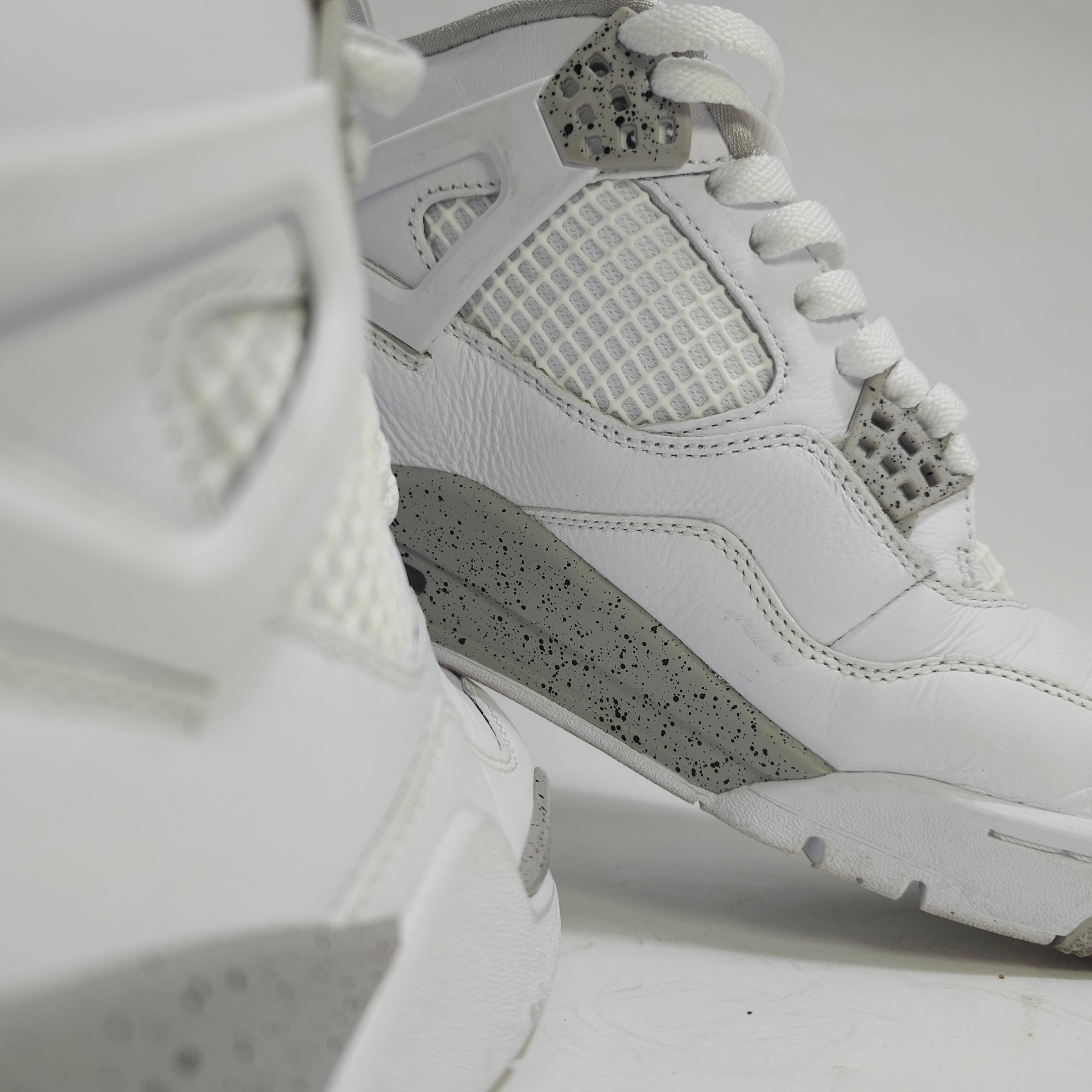 Jordan 4 Retro Tech White 착용 스타일 - 2