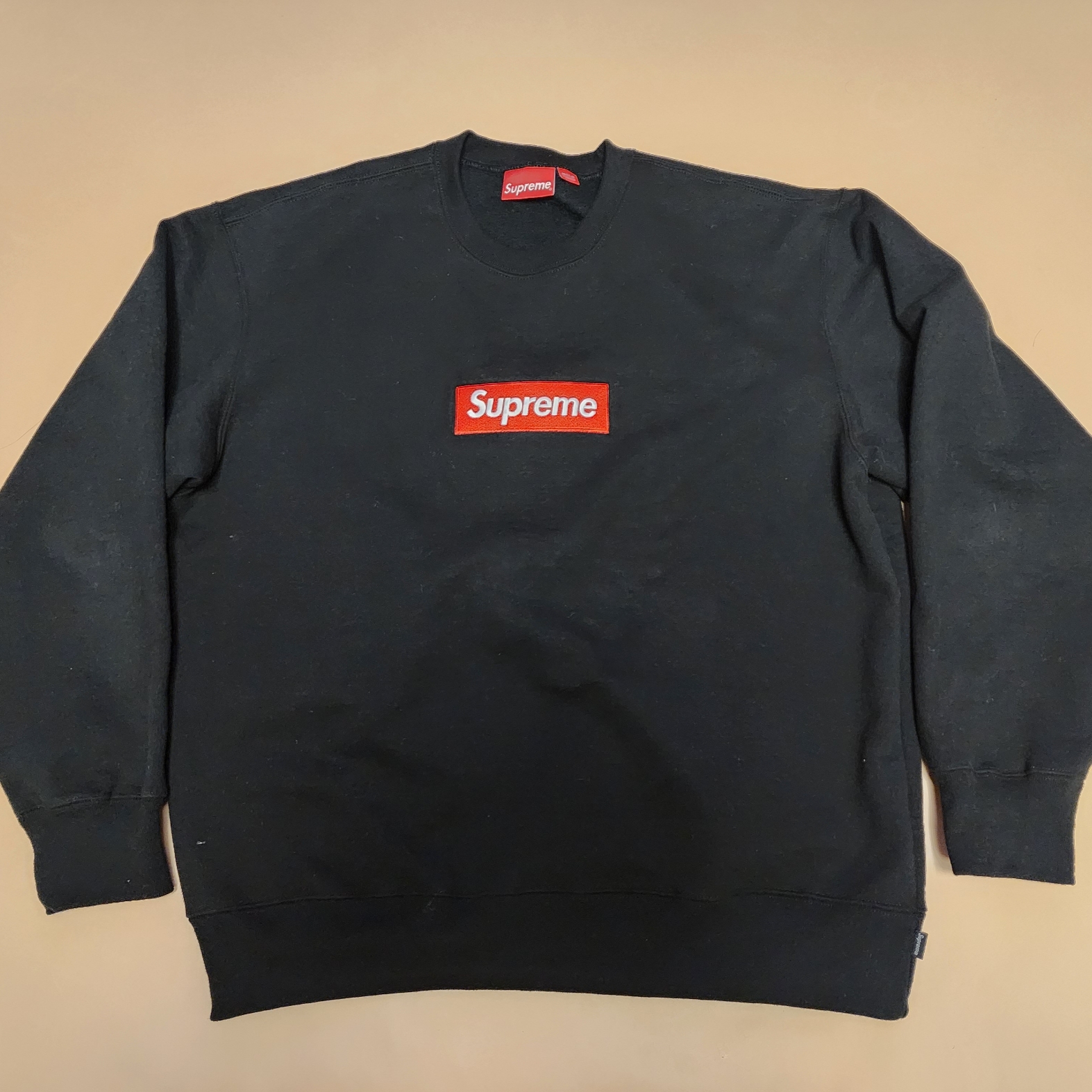 Supreme Box Logo Crewneck Black - 22FW 착용 스타일