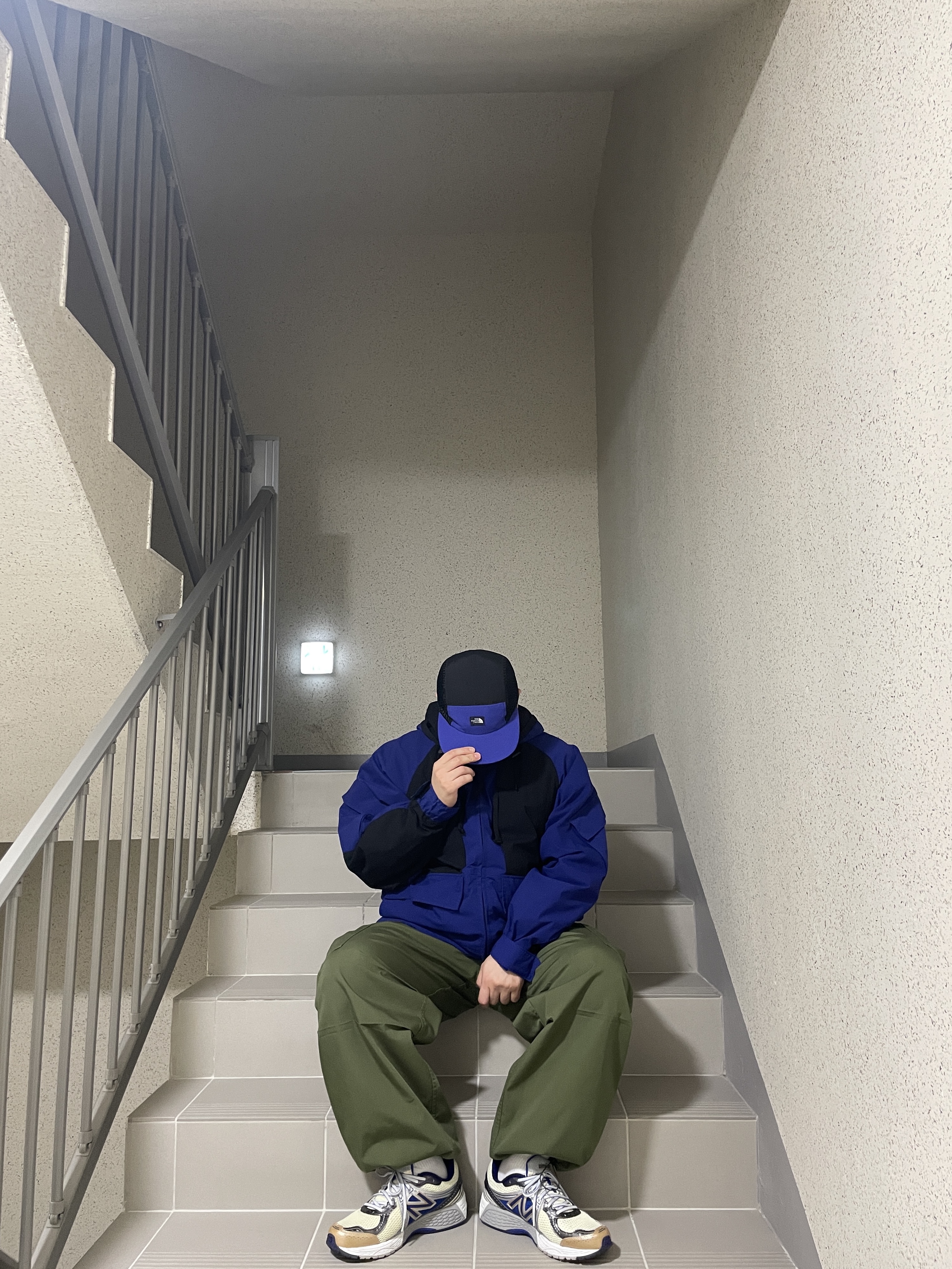 New Balance x Aime Leon Dore 860v2 Blue 착용 스타일 - 4