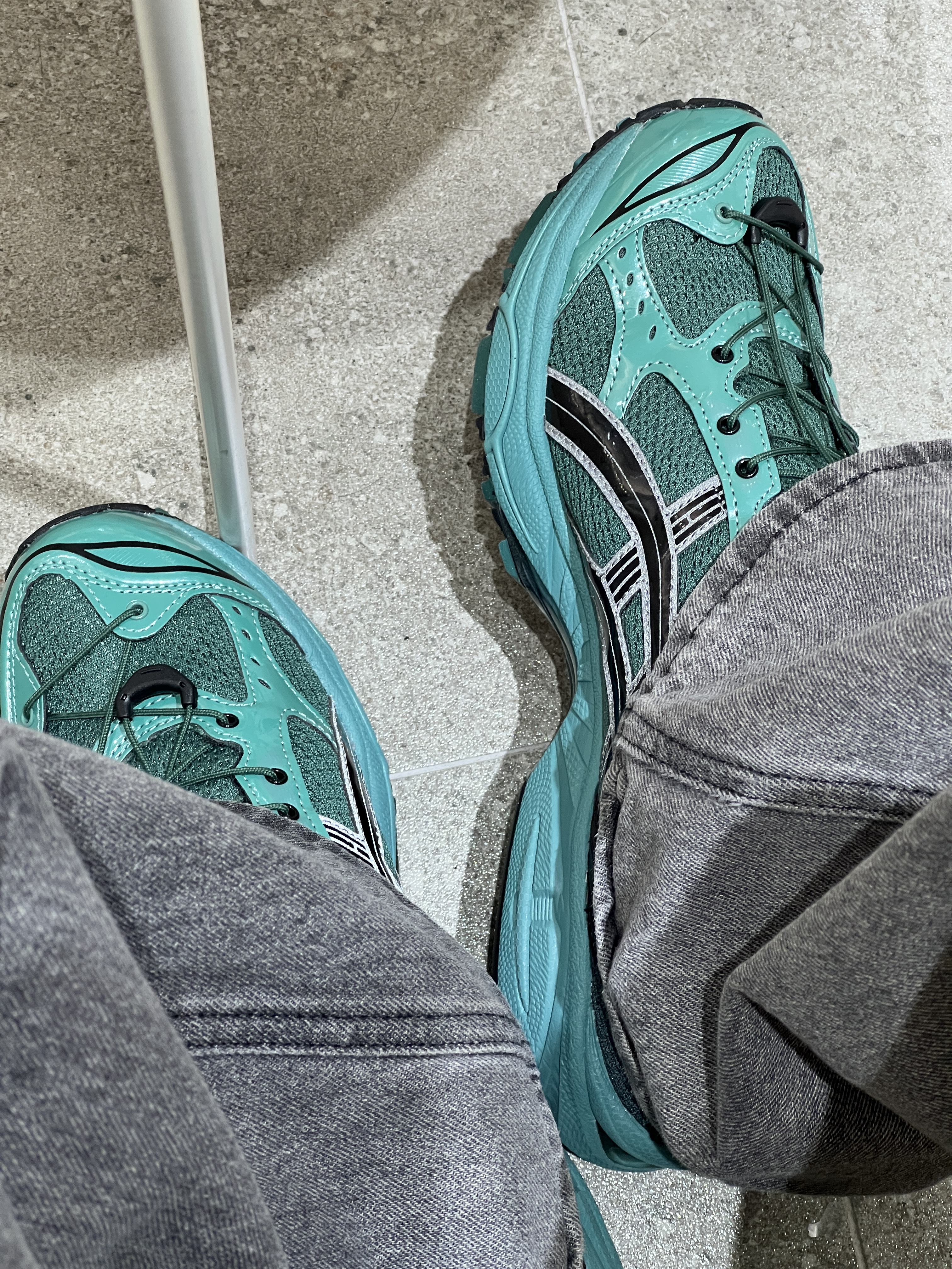 Asics x Unaffected Gel-Kayano 14 Uranus Green 착용 스타일 - 1