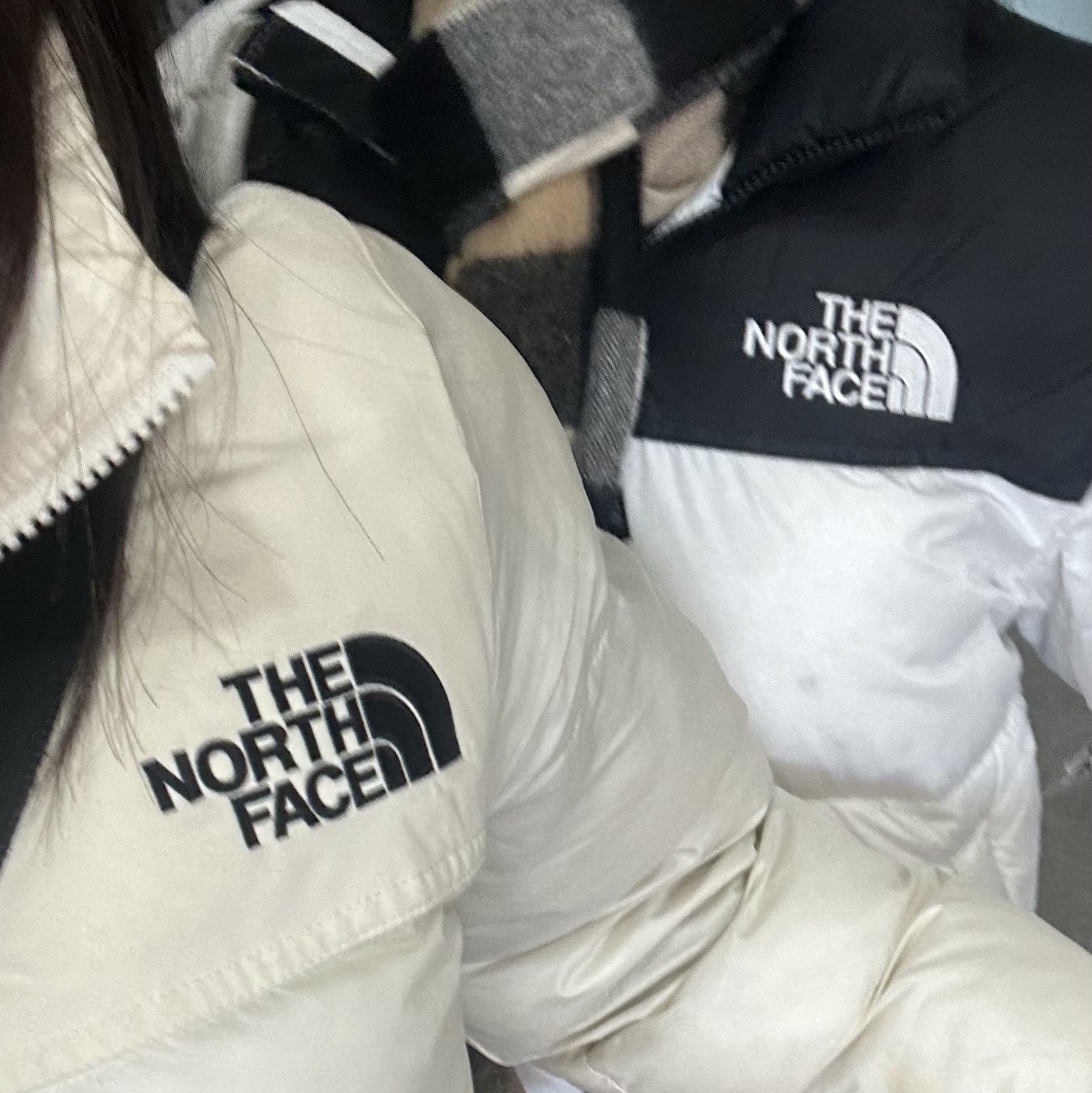 (W) The North Face Nuptse On Ball Jacket Ivory, The North Face 1996 Eco Nuptse Jacket White 착용 스타일