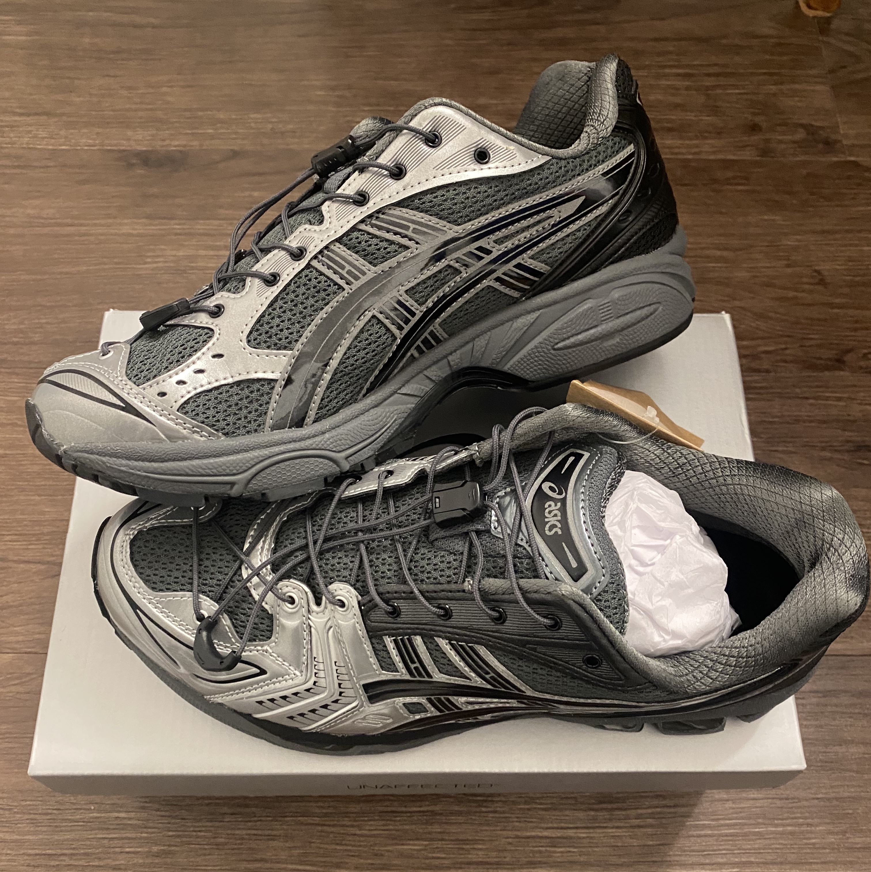Asics x Unaffected Gel-Kayano 14 Silver Moon 착용 스타일