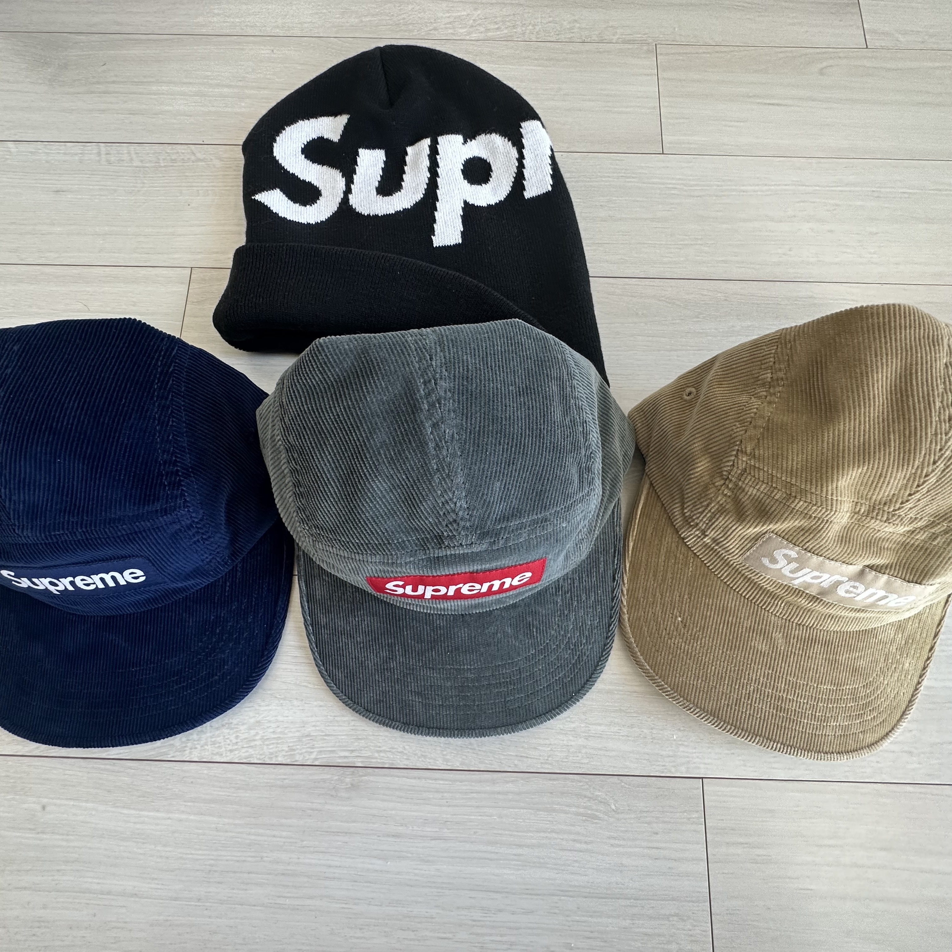 Supreme Corduroy Camp Cap Beige - 23FW, Supreme Corduroy Camp Cap Grey - 23FW 착용 스타일 - 2