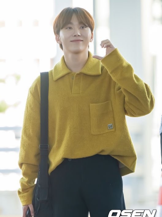 Wooyoungmi Wool Cropped T-Shirt Yellow - 22FW 착용 스타일 - 2