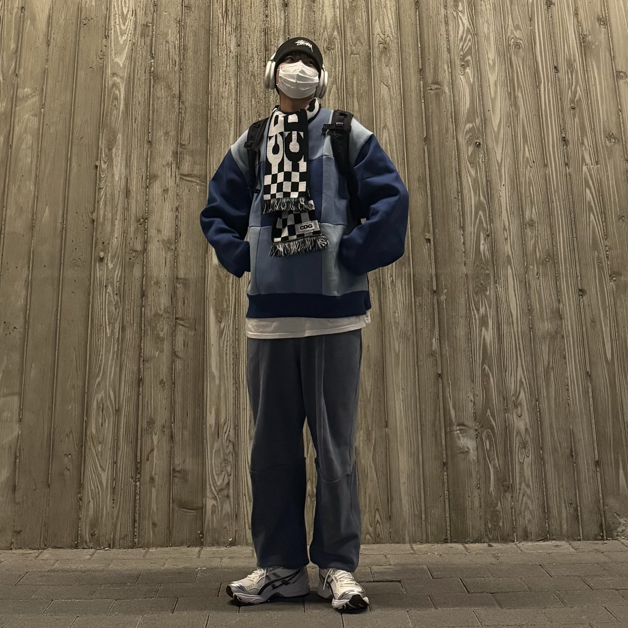 (W) Asics Gel-Kayano 14 White Midnight, CDG Logo Check Muffler White Black 착용 스타일