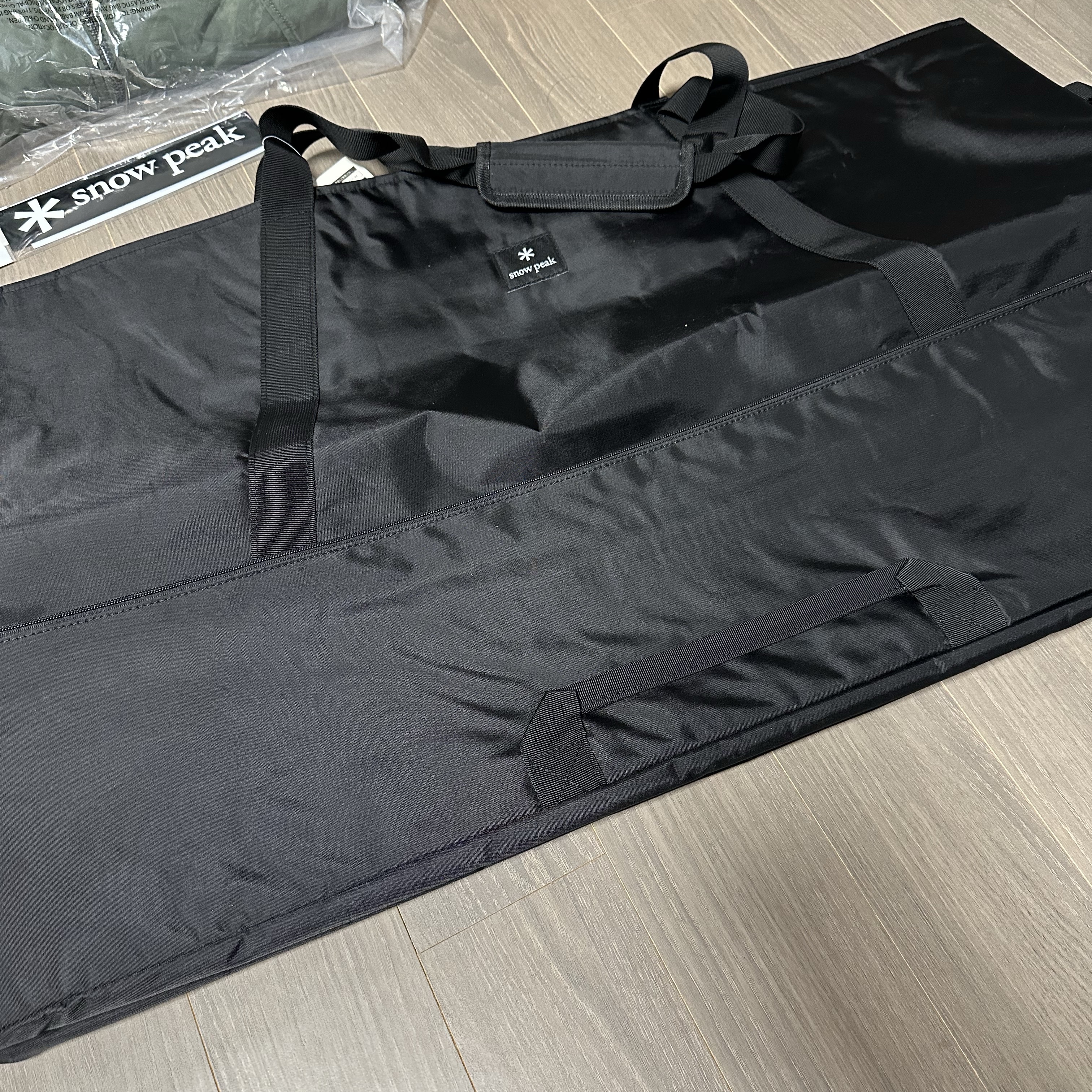 Snow Peak Jikaro Carrying Case Gear Tote Bag M Black 착용 스타일