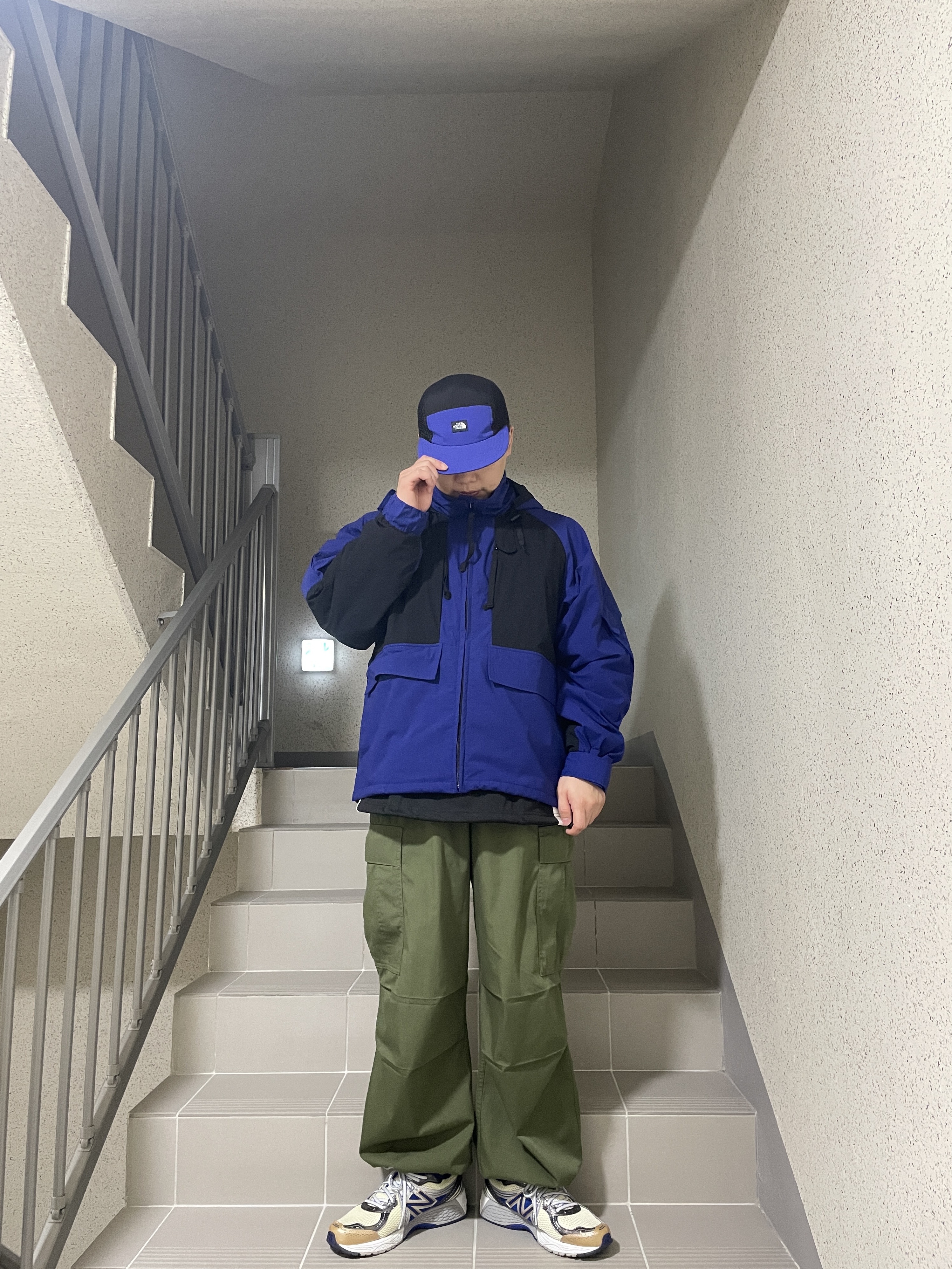 New Balance x Aime Leon Dore 860v2 Blue 착용 스타일 - 5