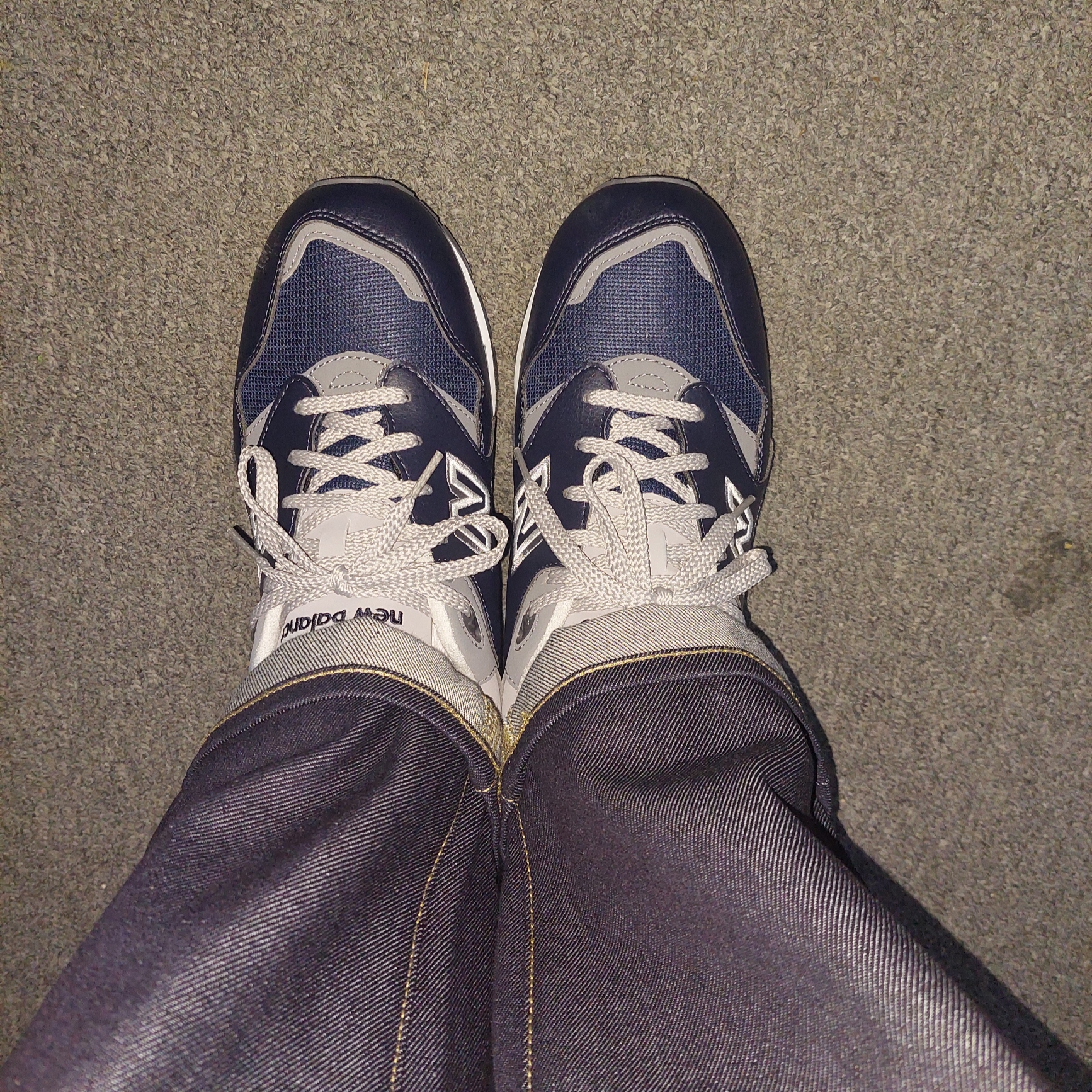 New Balance 1600 Legacy Navy 착용 스타일