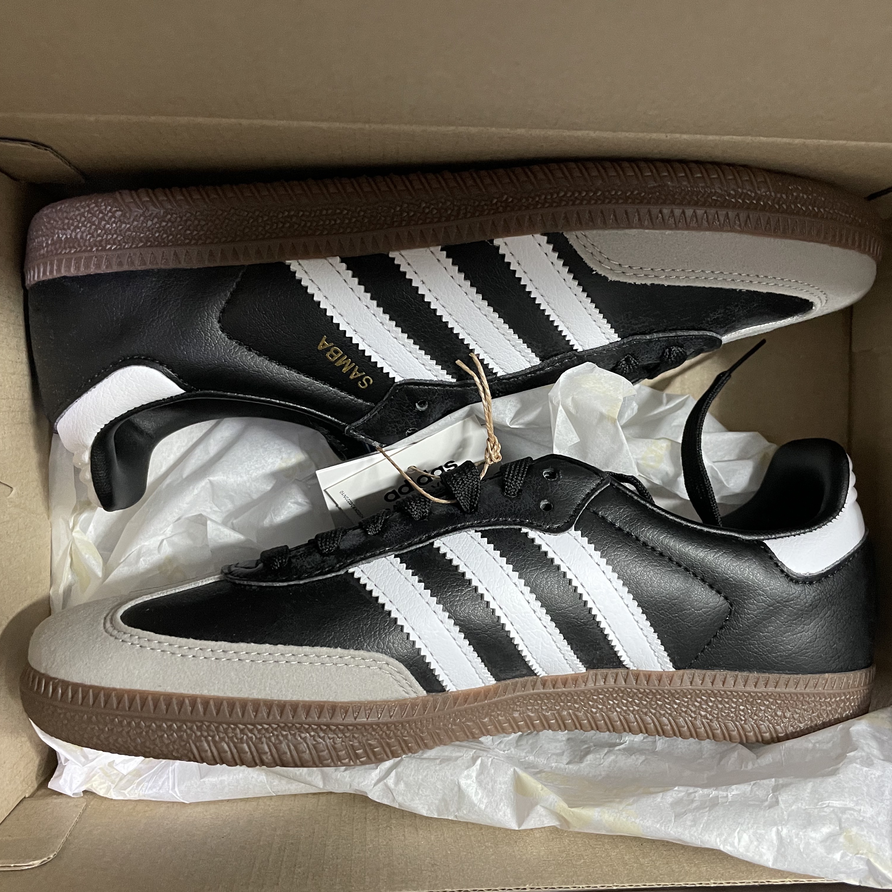 Adidas Samba Vegan Black White 착용 스타일