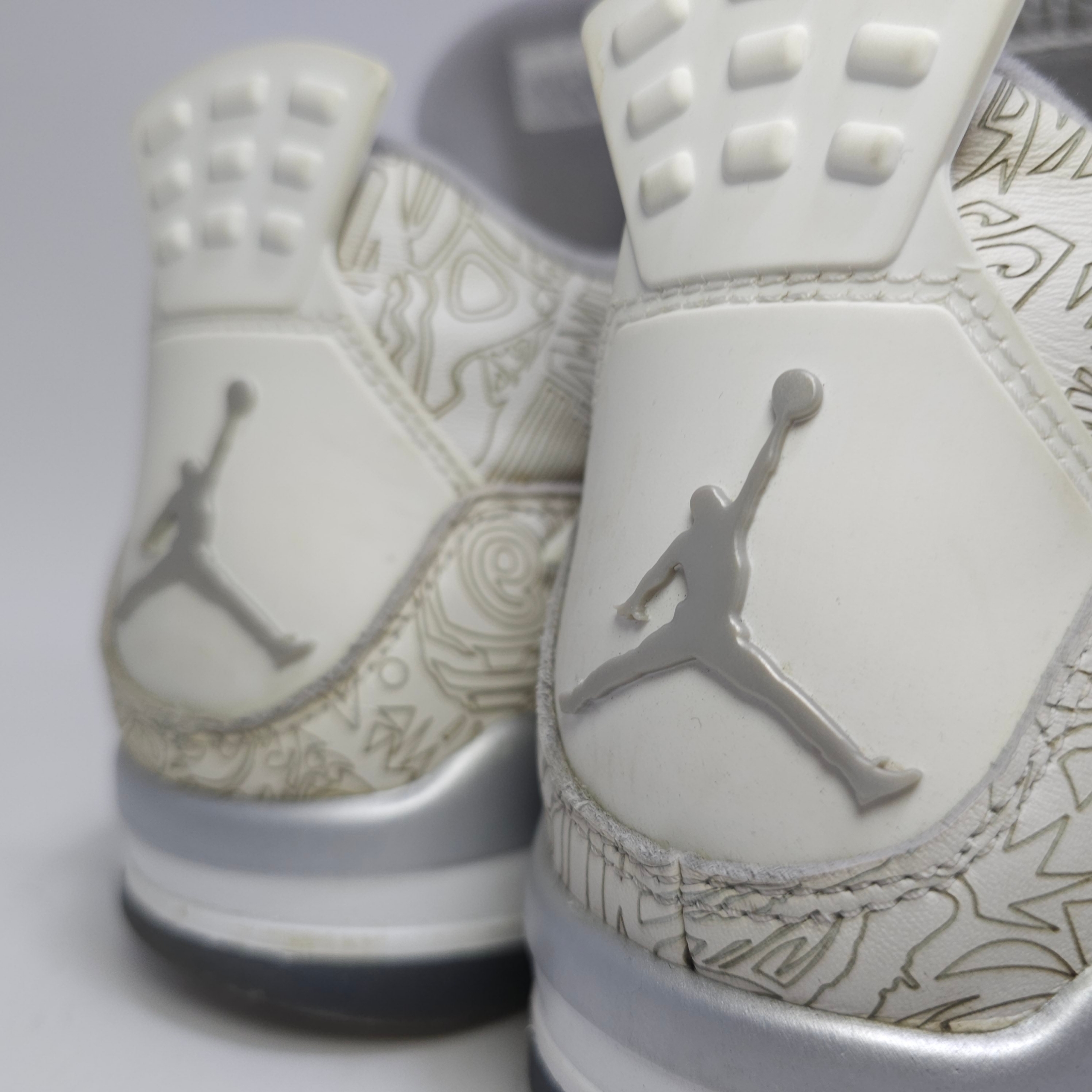 Jordan 4 Retro 30th Anniversary Laser 착용 스타일 - 3