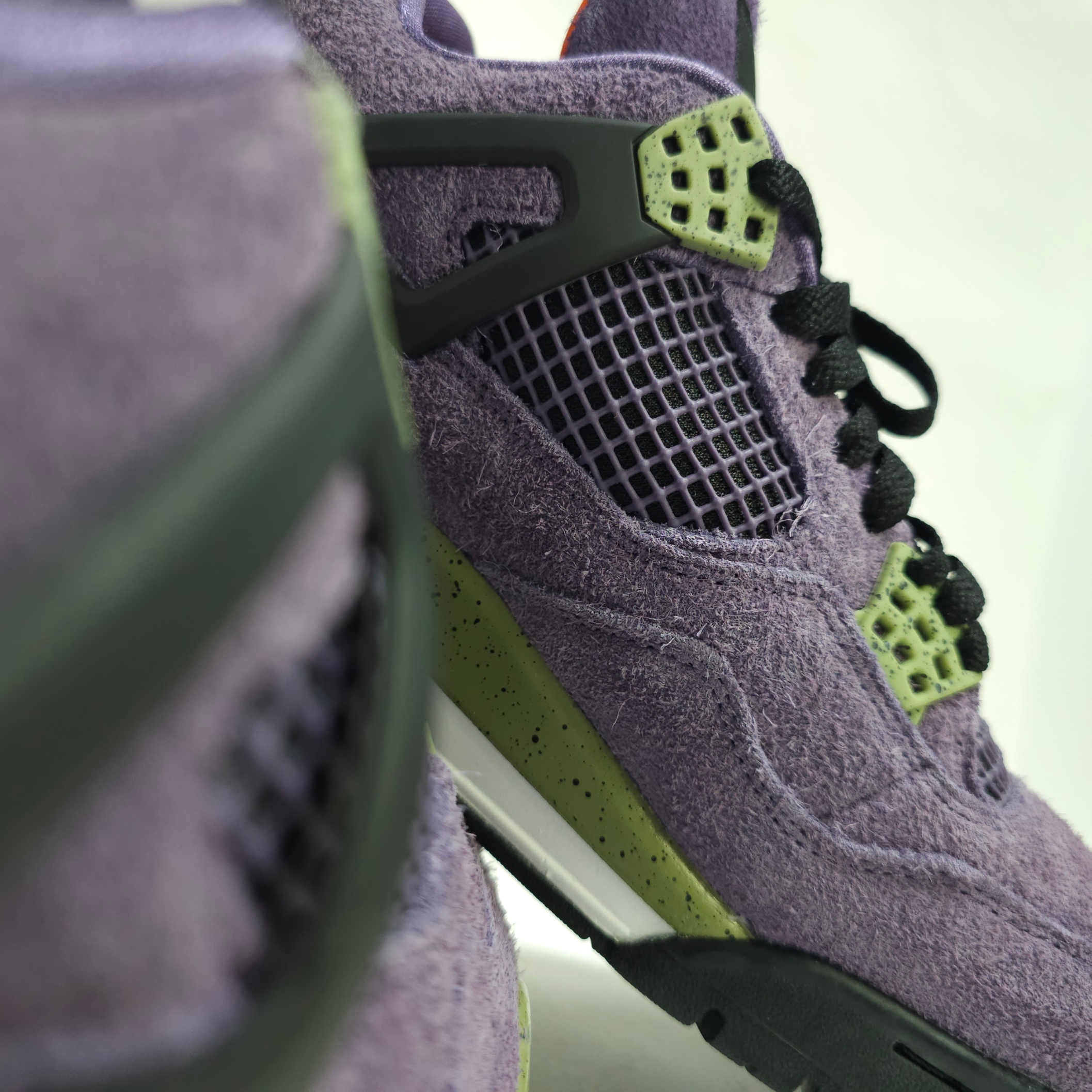 (W) Jordan 4 Retro Canyon Purple 착용 스타일 - 2