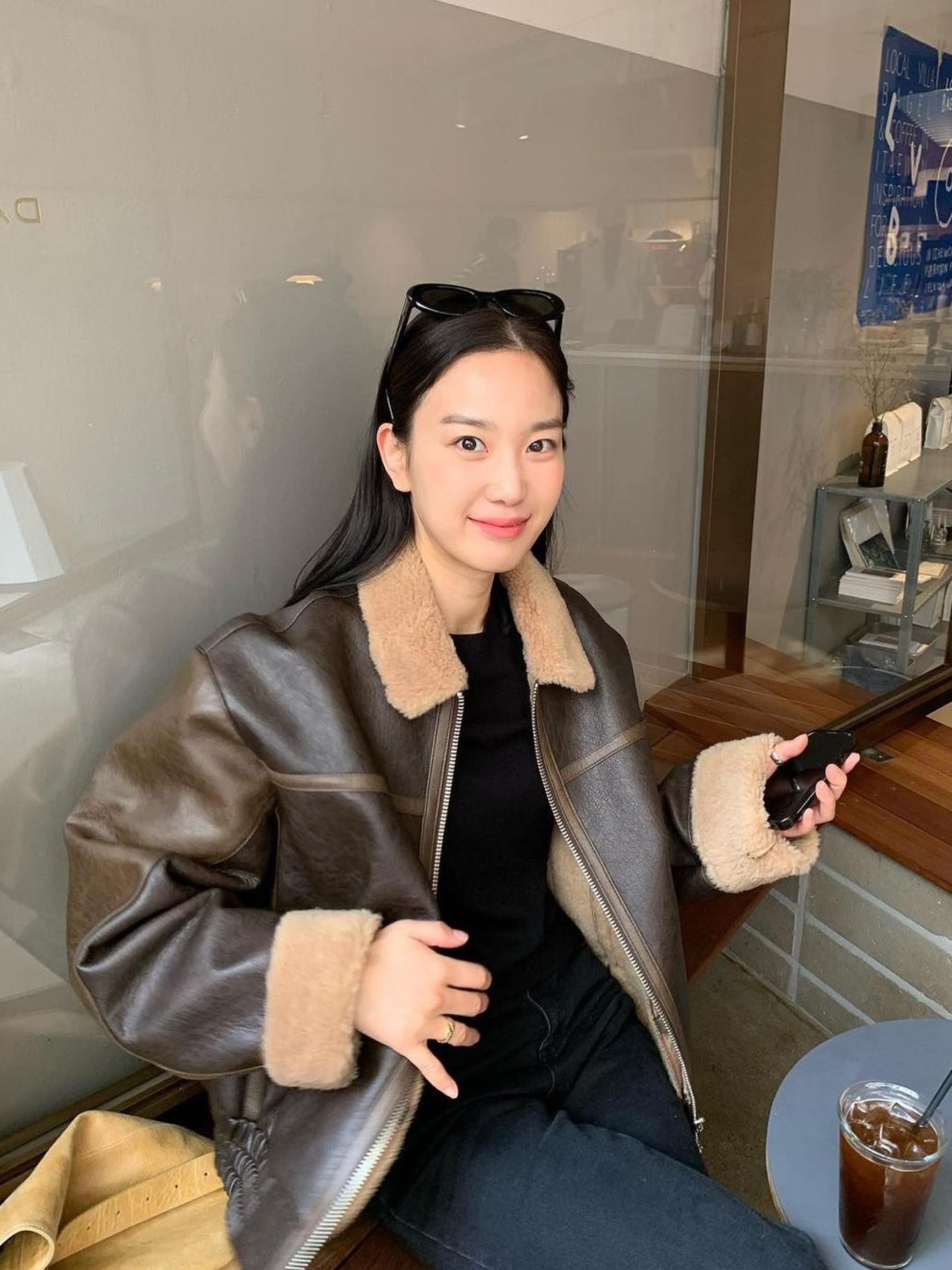 패션북 | Fashionbook 📓님의 스타일 - 2