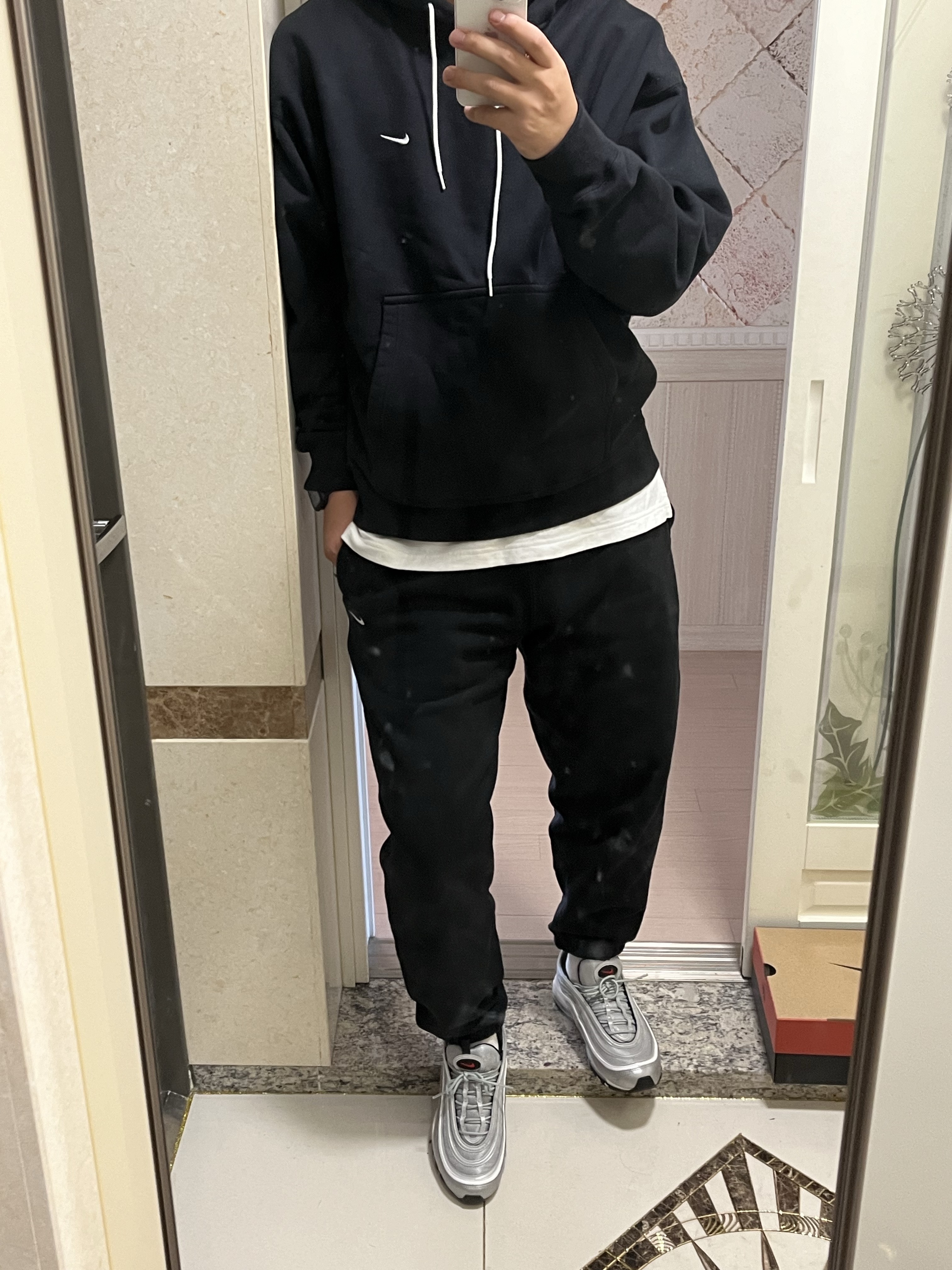 Nike Air Max 97 OG Silver Bullet 2022 착용 스타일
