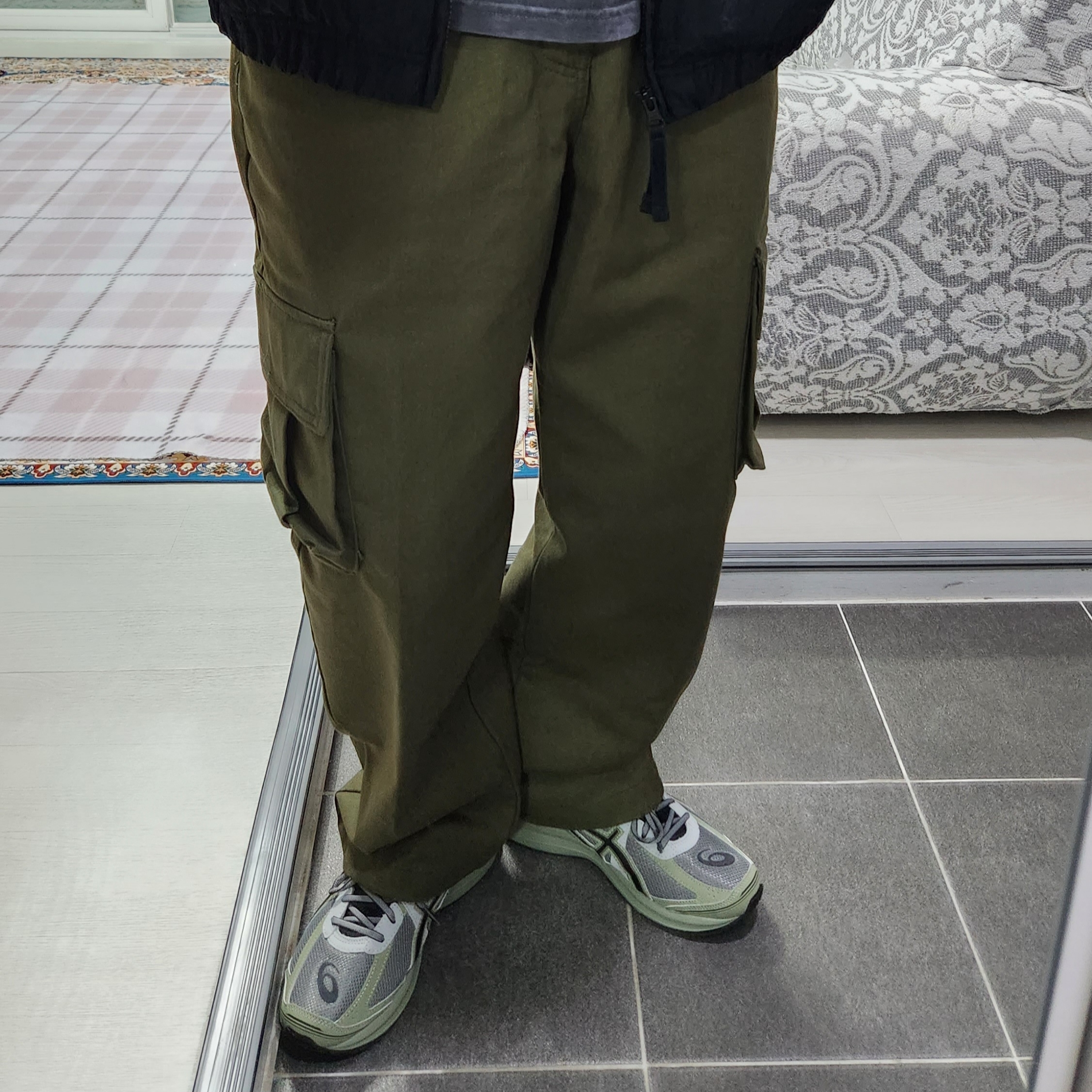 Asics Jog 100 S Sheet Rock - 2E Wide 착용 스타일 - 1