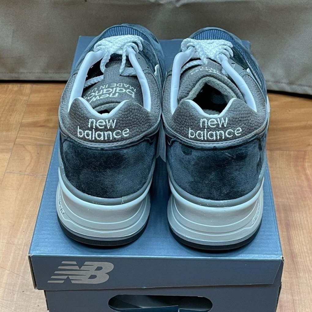 New Balance 997 Made in USA Navy Grey 착용 스타일
