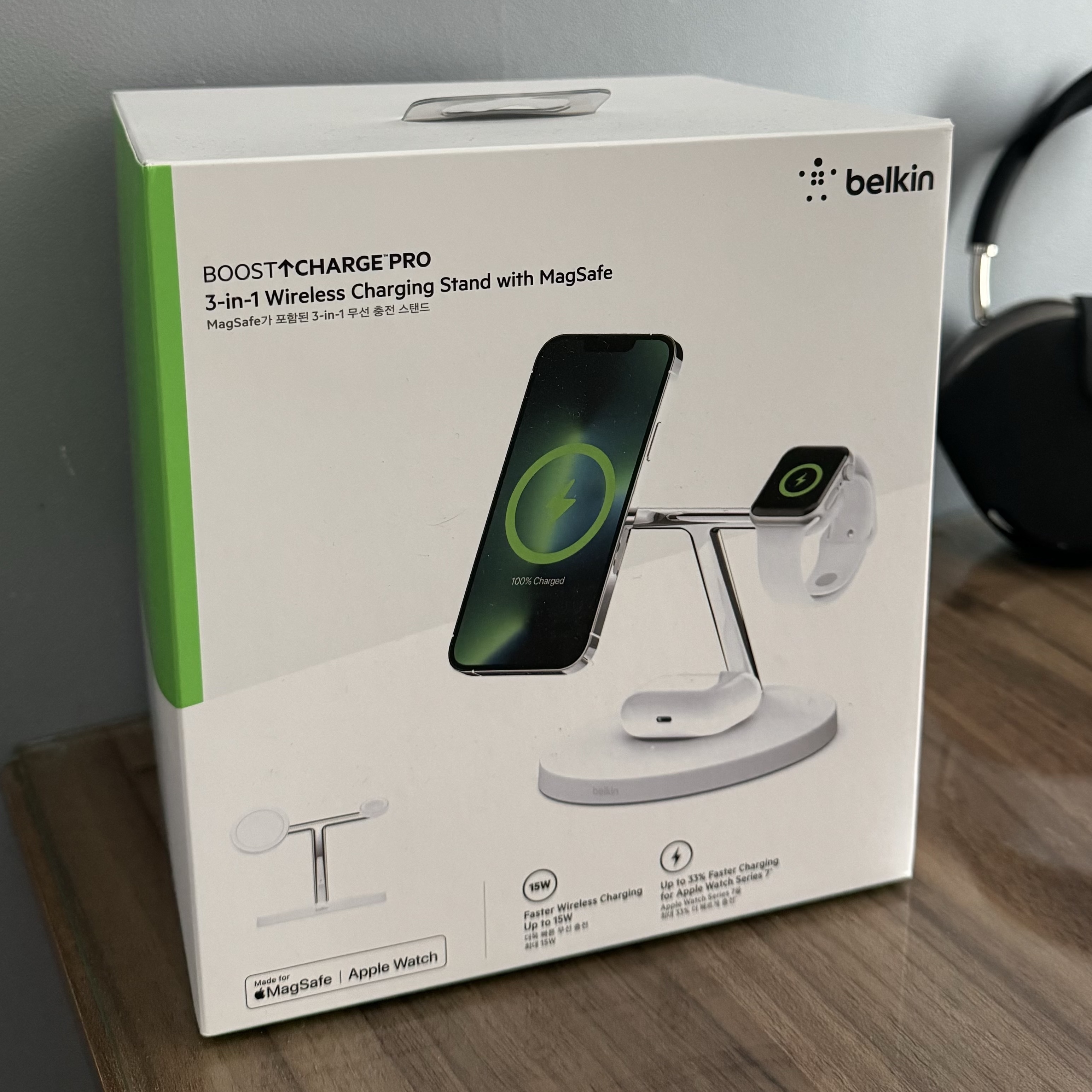 Belkin 3-in-1 MagSafe 15W Wireless Charging Stand WIZ017kr White 착용 스타일
