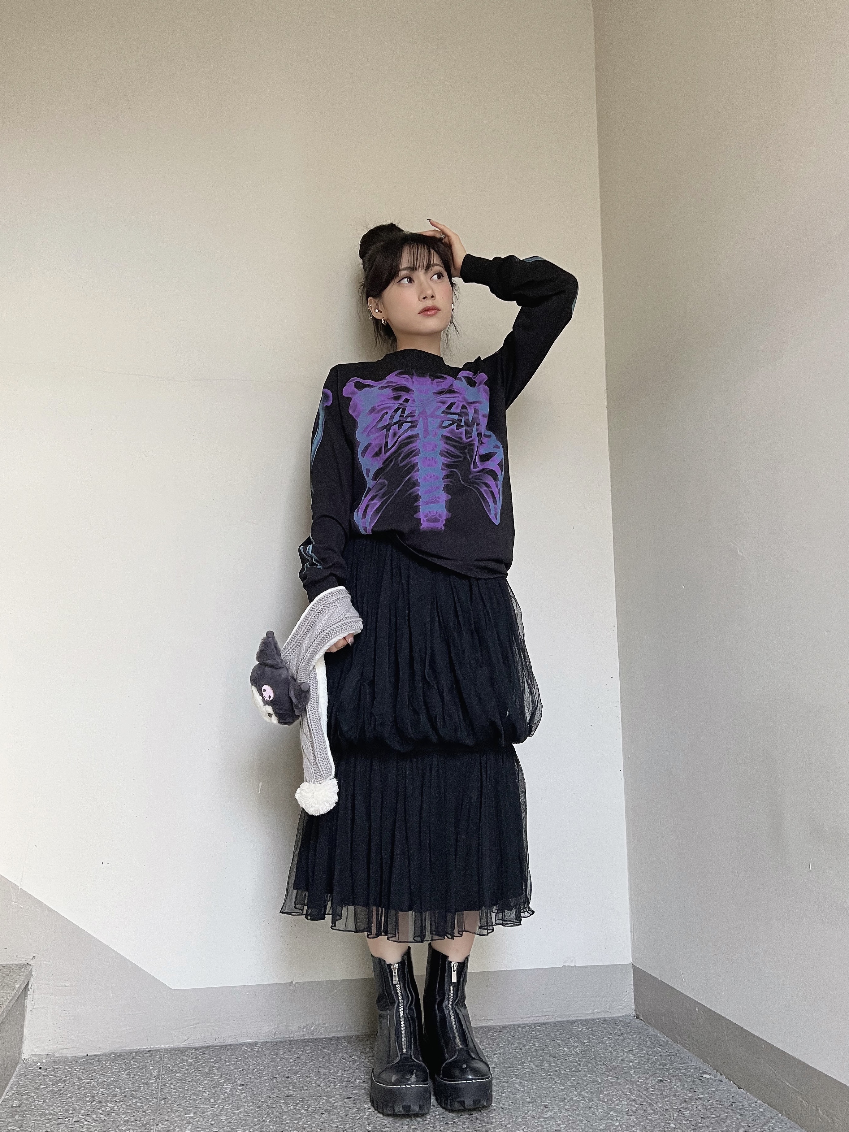 Stussy Rib Cage LS T-Shirt Black 착용 스타일 - 1