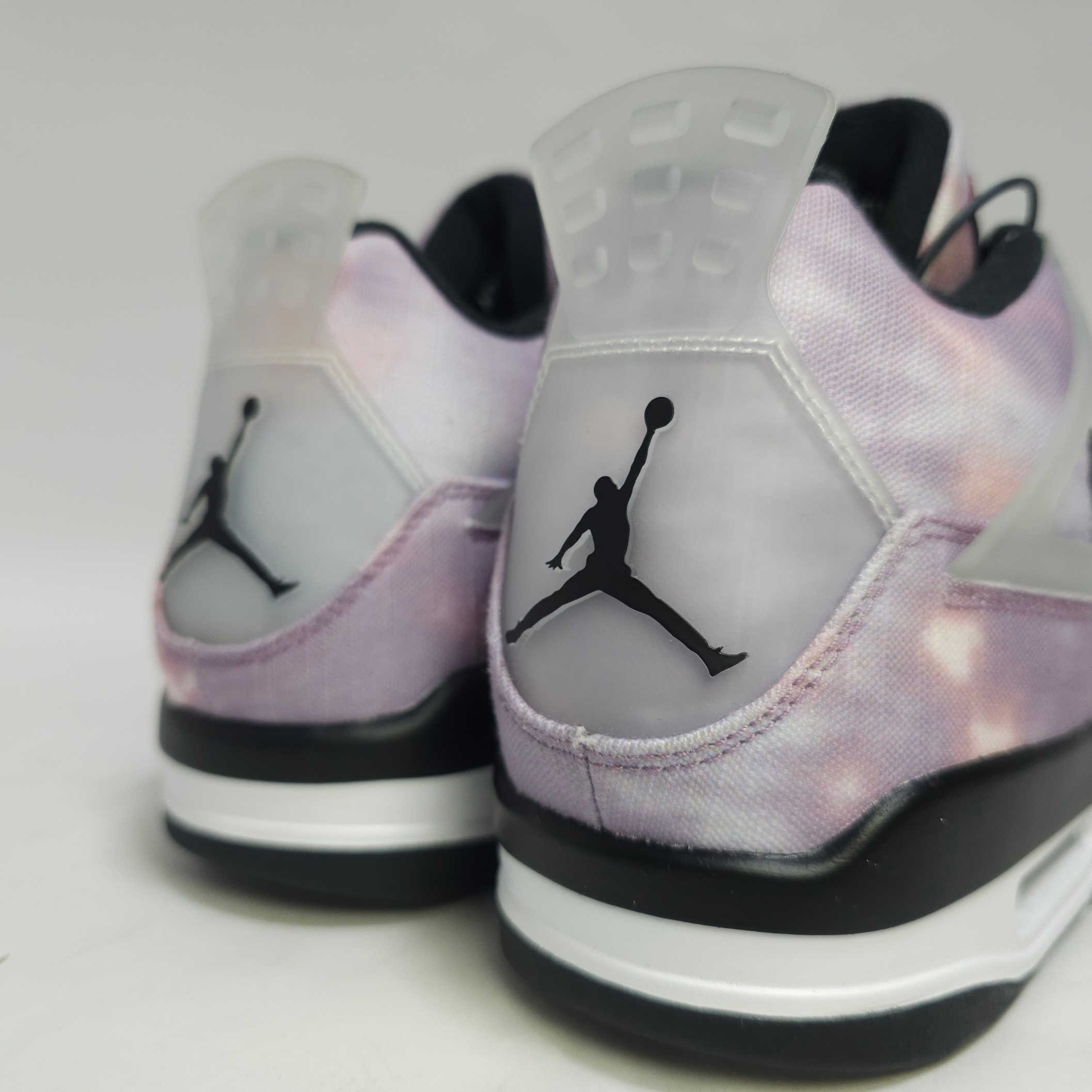 Jordan 4 Retro SE Amethyst Wave 착용 스타일 - 3