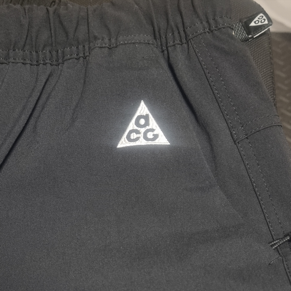 Nike ACG Smith Summit Cargo Pants Black Anthracite - Asia 착용 스타일