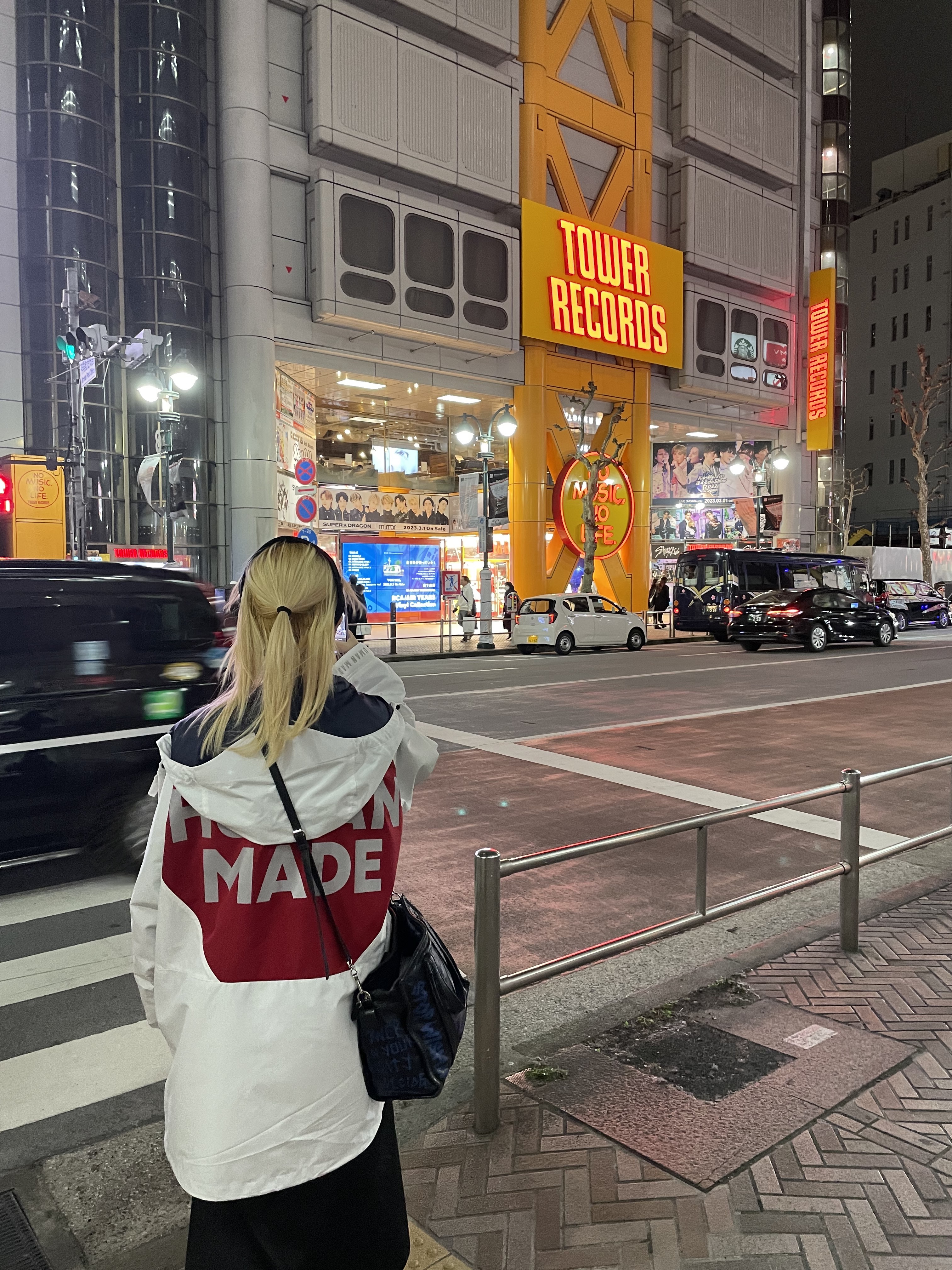 Human Made 3-Layer Shell Jacket White 착용 스타일 - 4