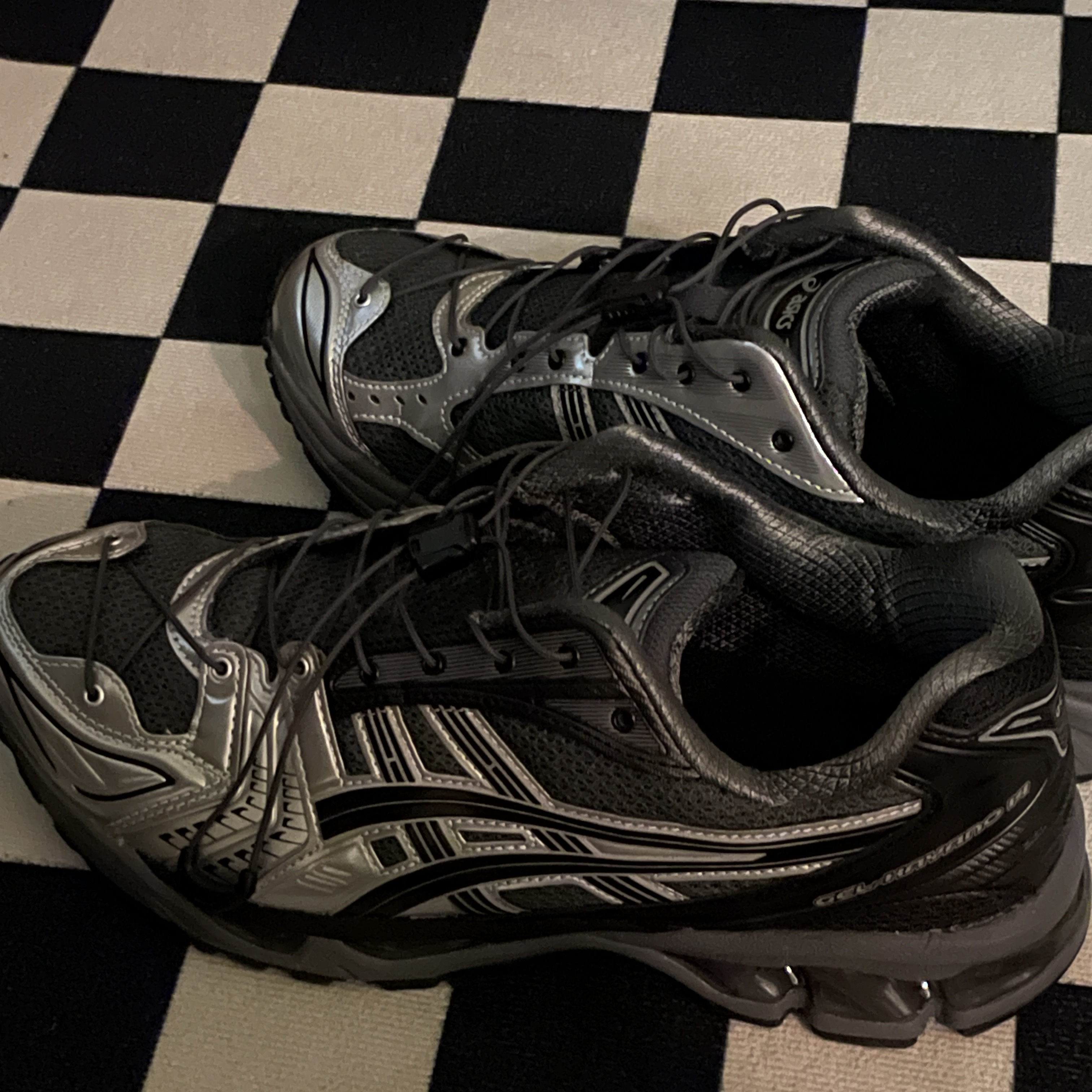 Asics x Unaffected Gel-Kayano 14 Silver Moon 착용 스타일