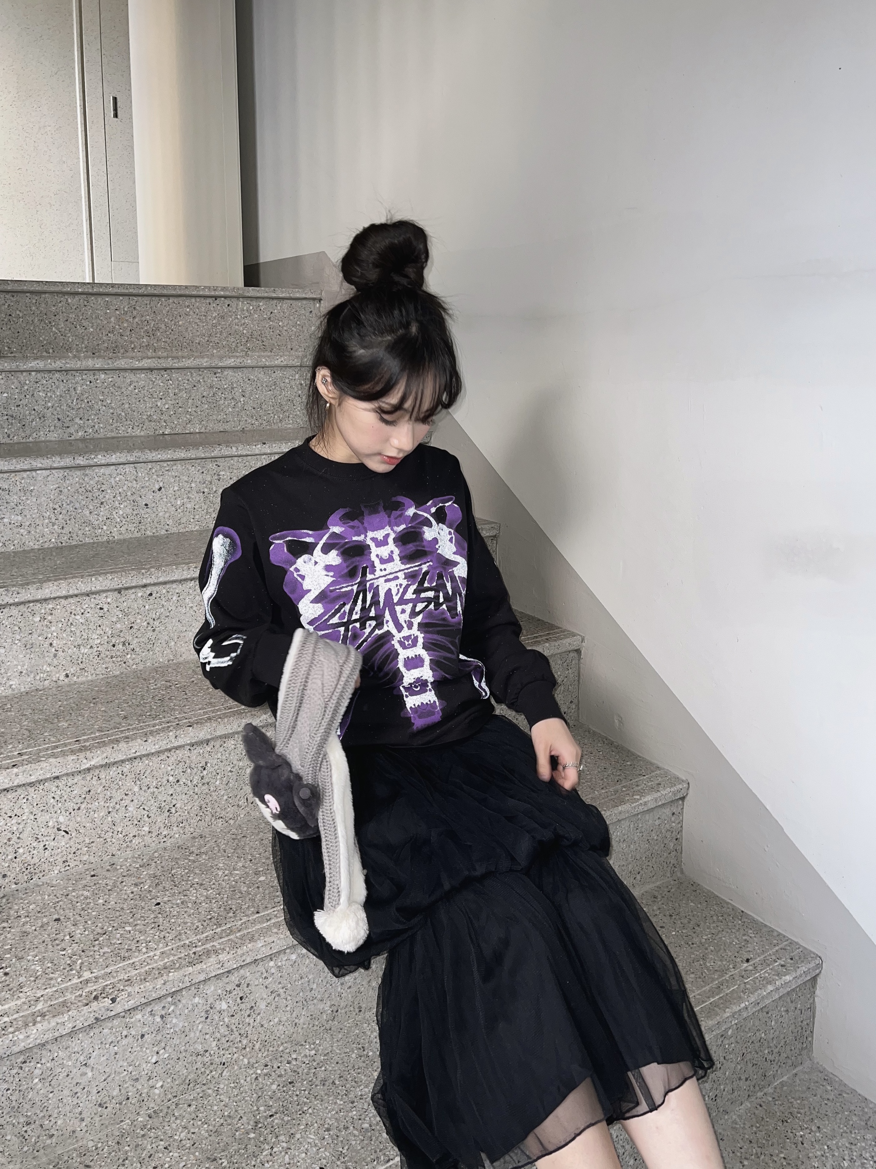 Stussy Rib Cage LS T-Shirt Black 착용 스타일 - 2
