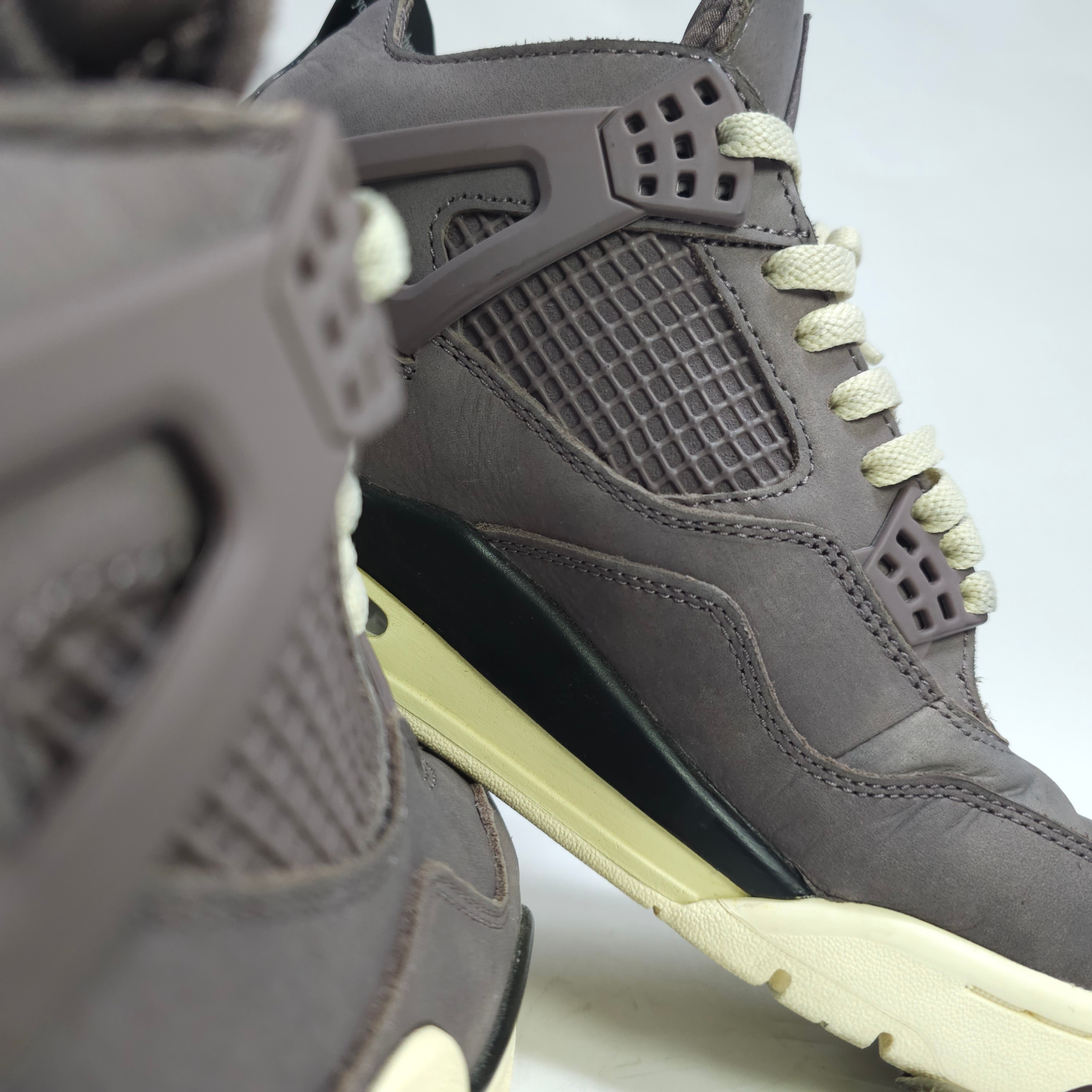 Jordan 4 x A Ma Maniere Retro Violet Ore 착용 스타일 - 3
