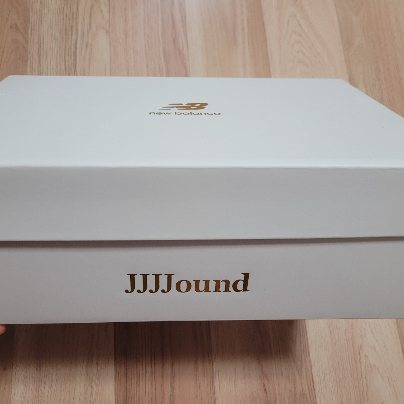 New Balance x JJJJound 2002R Storm Blue 착용 스타일 - 5
