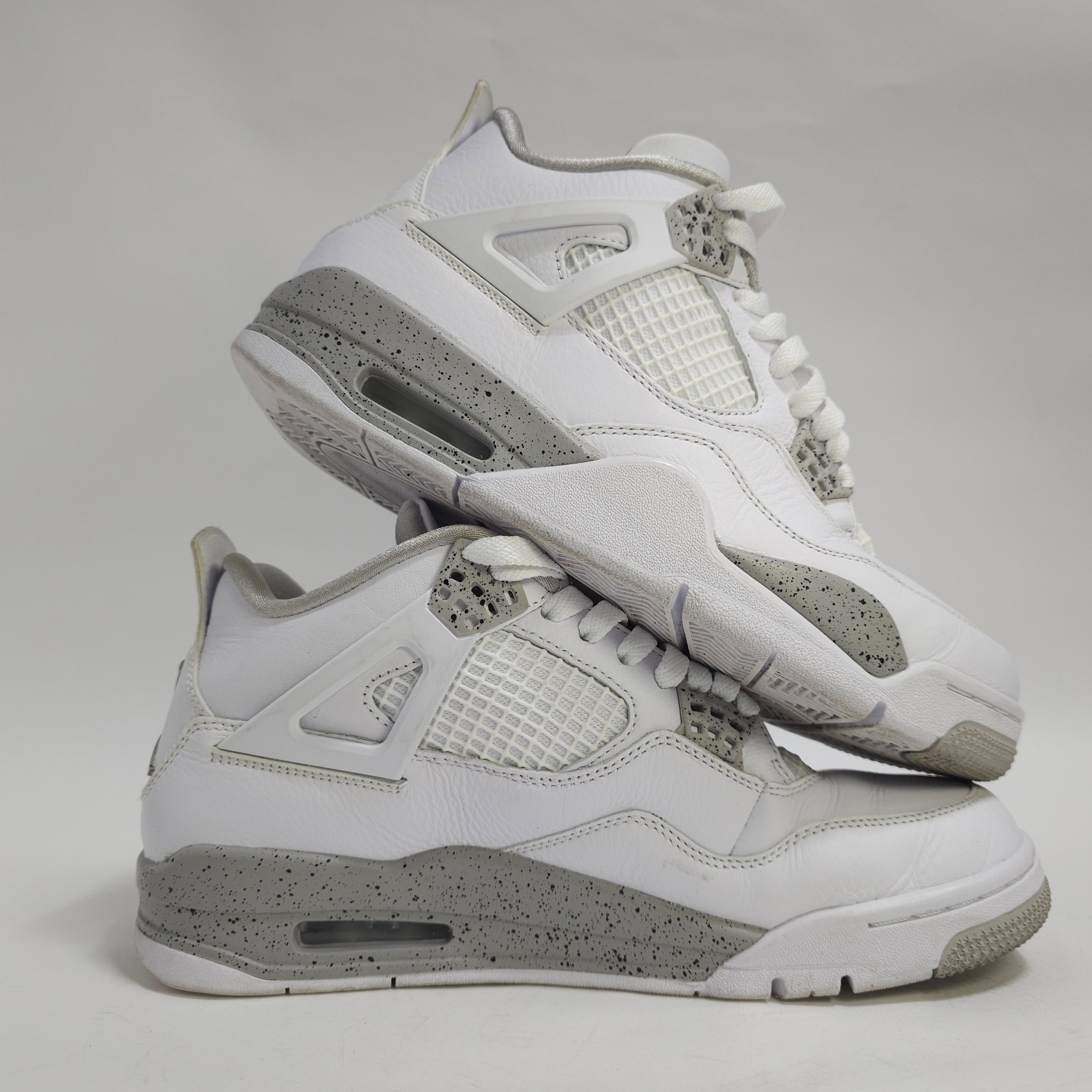 Jordan 4 Retro Tech White 착용 스타일 - 4