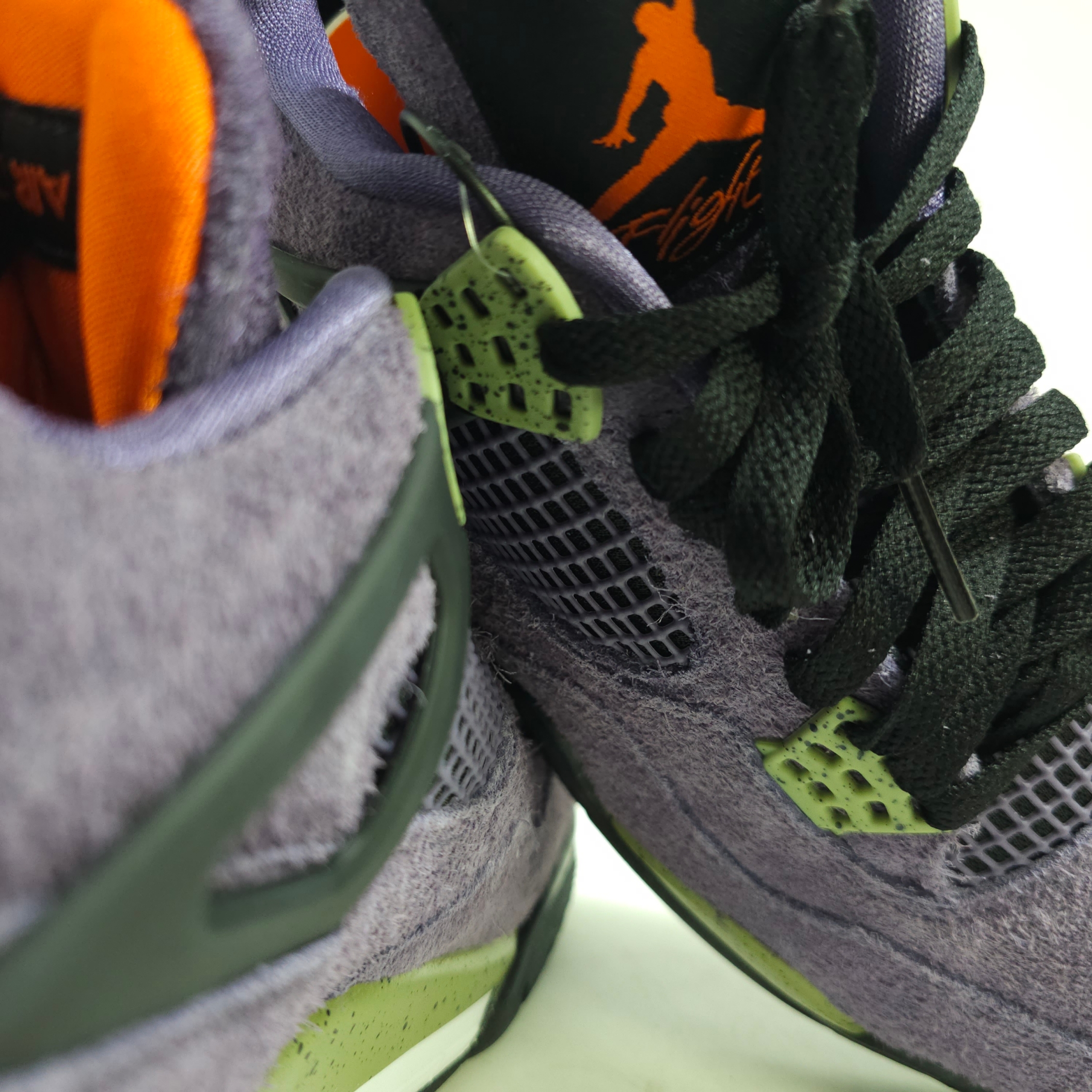 (W) Jordan 4 Retro Canyon Purple 착용 스타일 - 1