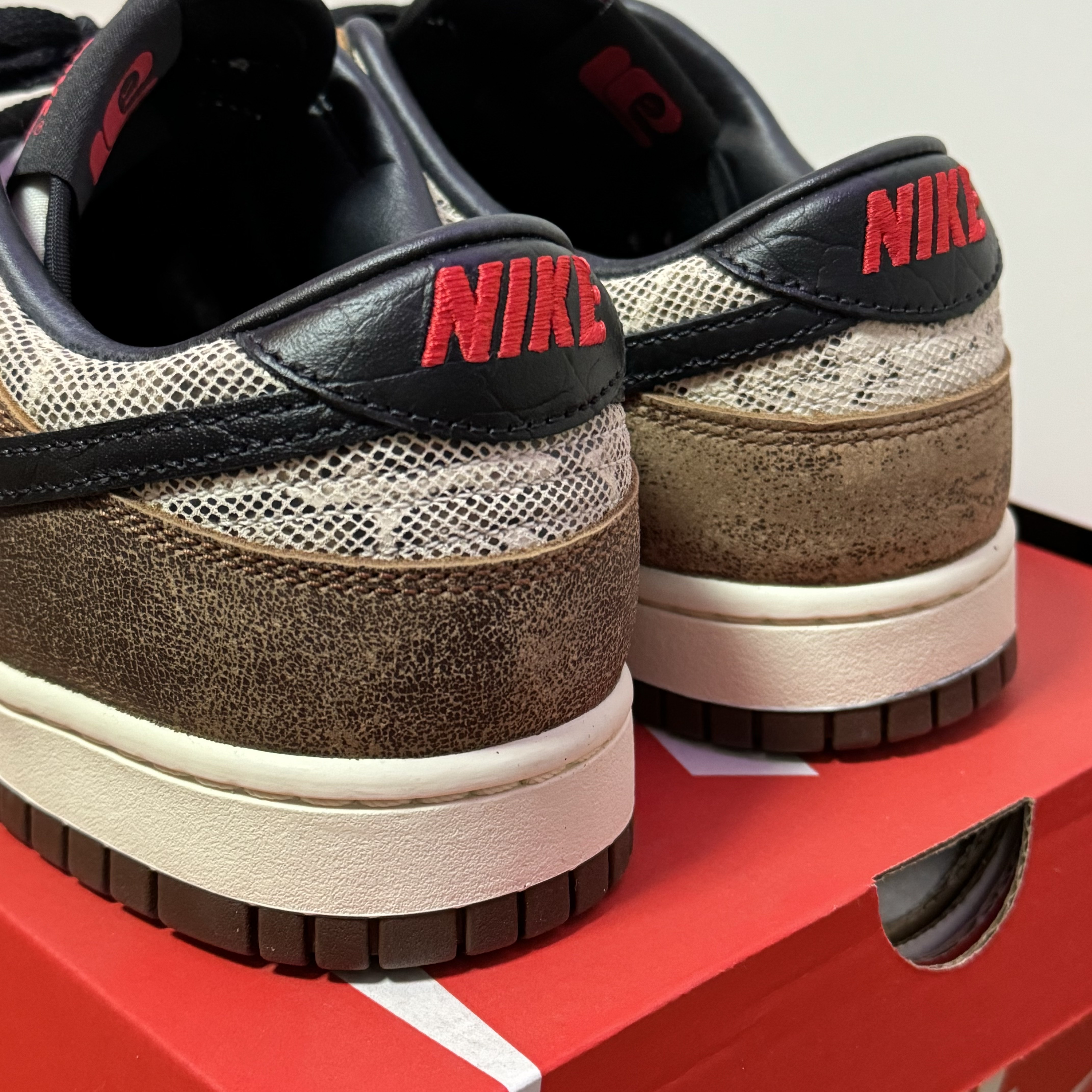 Nike Dunk Low PRM Head to Head 착용 스타일 - 2