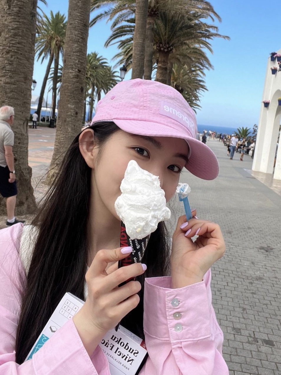 Supreme Washed Seersucker Camp Cap Light Pink - 22SS 착용 스타일 - 2