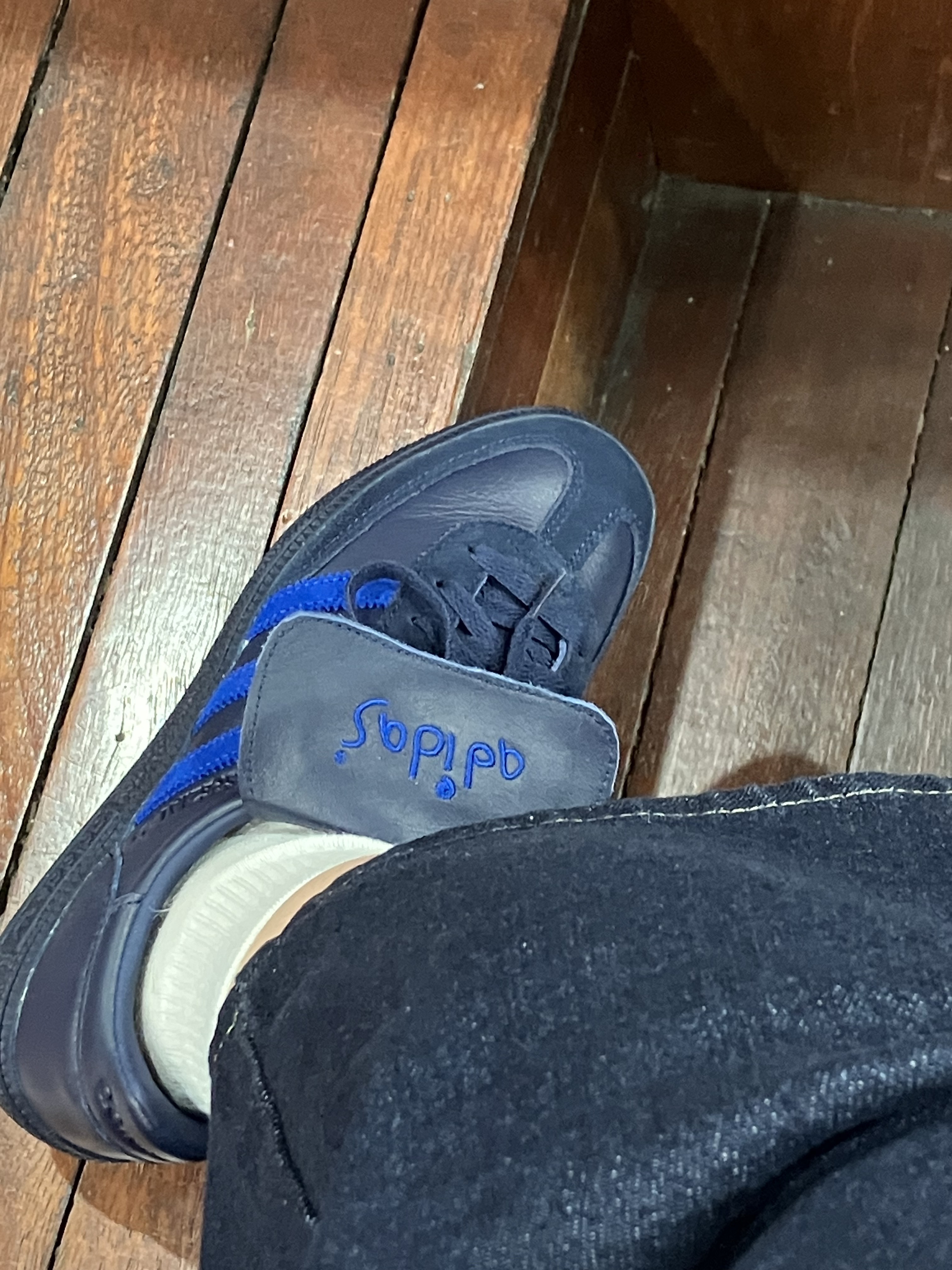Adidas Spezial Handball Night Indigo Power Blue 착용 스타일 - 1
