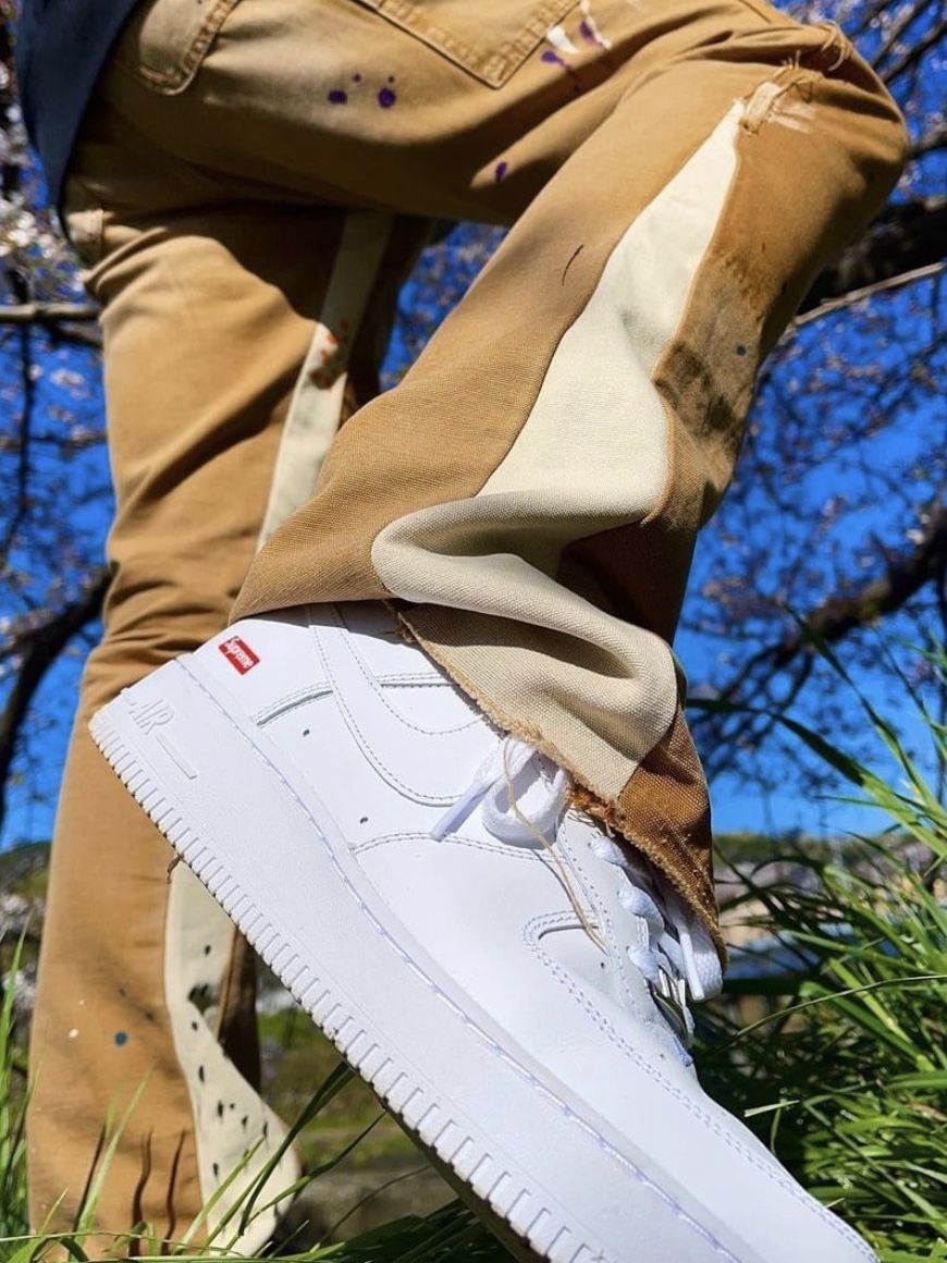 Nike x Supreme Air Force 1 Low White, Nike x Supreme Air Force 1 Low Black 착용 스타일 - 4