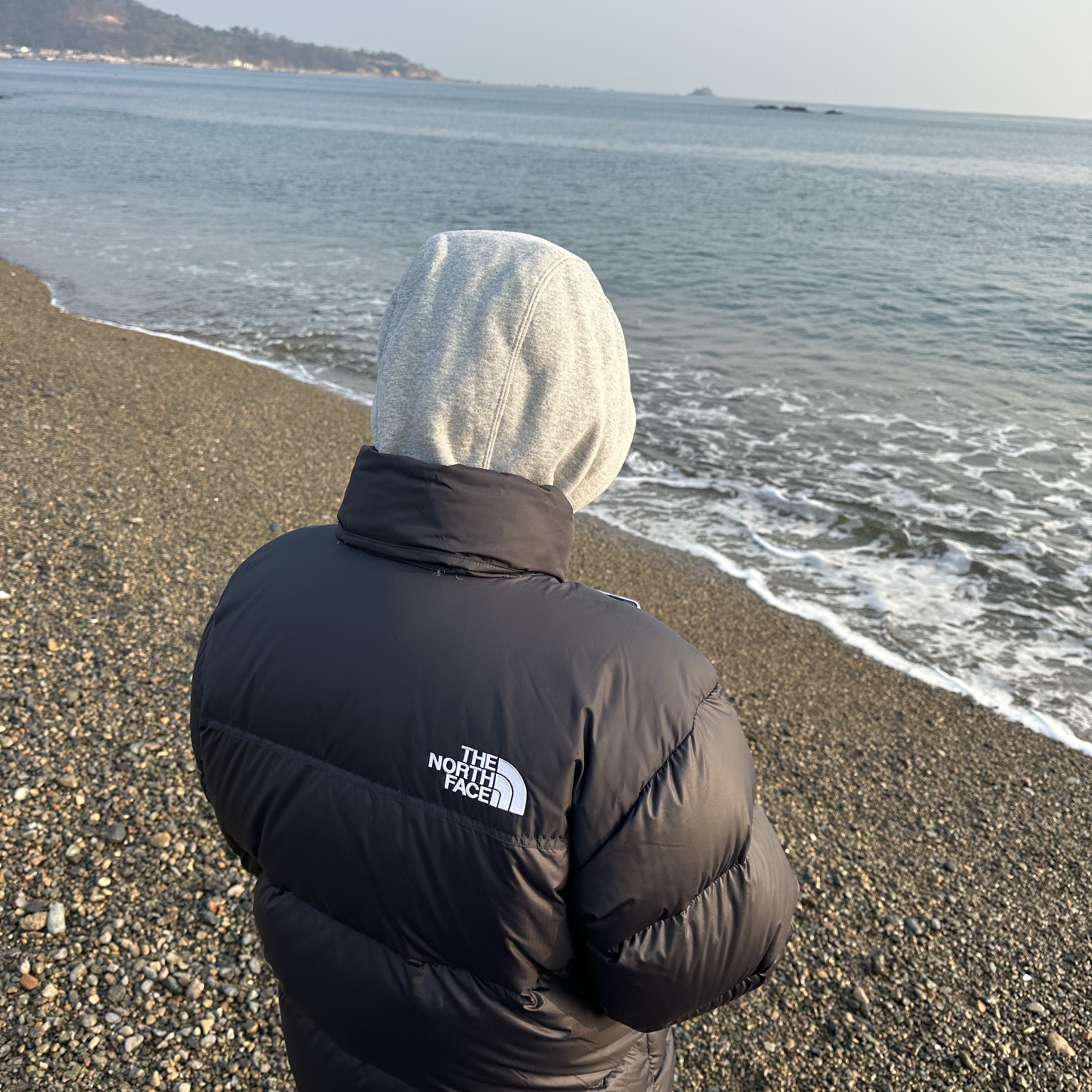 The North Face 1996 Eco Nuptse Jacket Black 착용 스타일 - 1