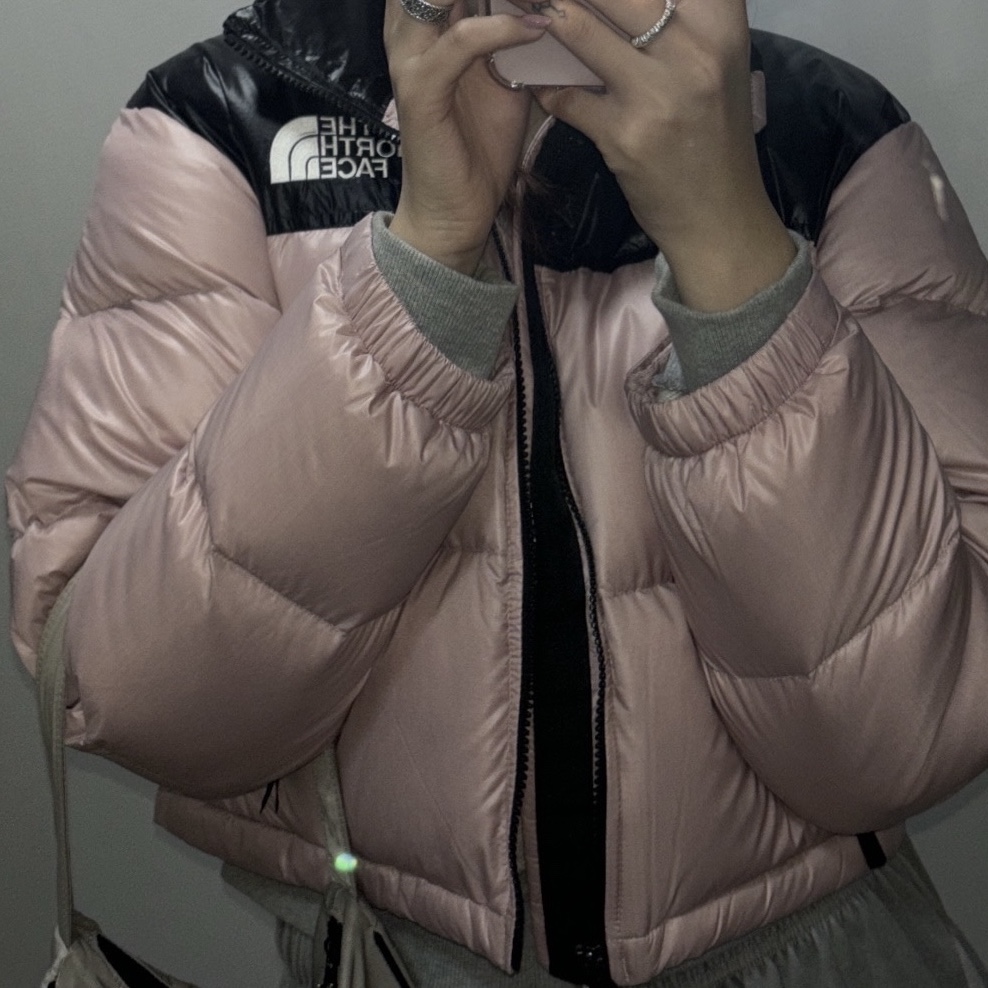 (W) The North Face Nuptse Short Jacket Pastel Pink 착용 스타일