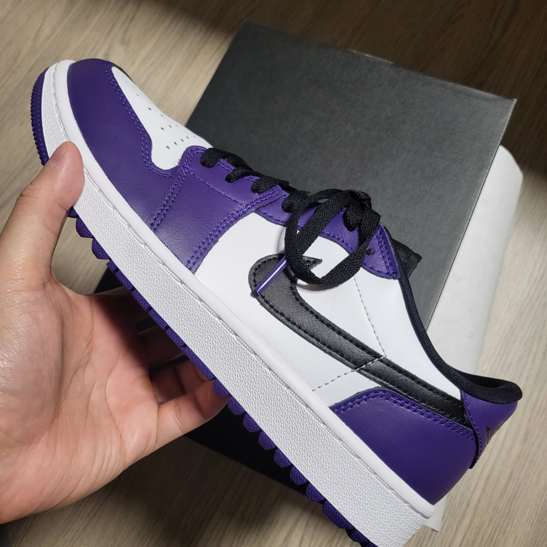 Jordan 1 Low Golf Court Purple 착용 스타일