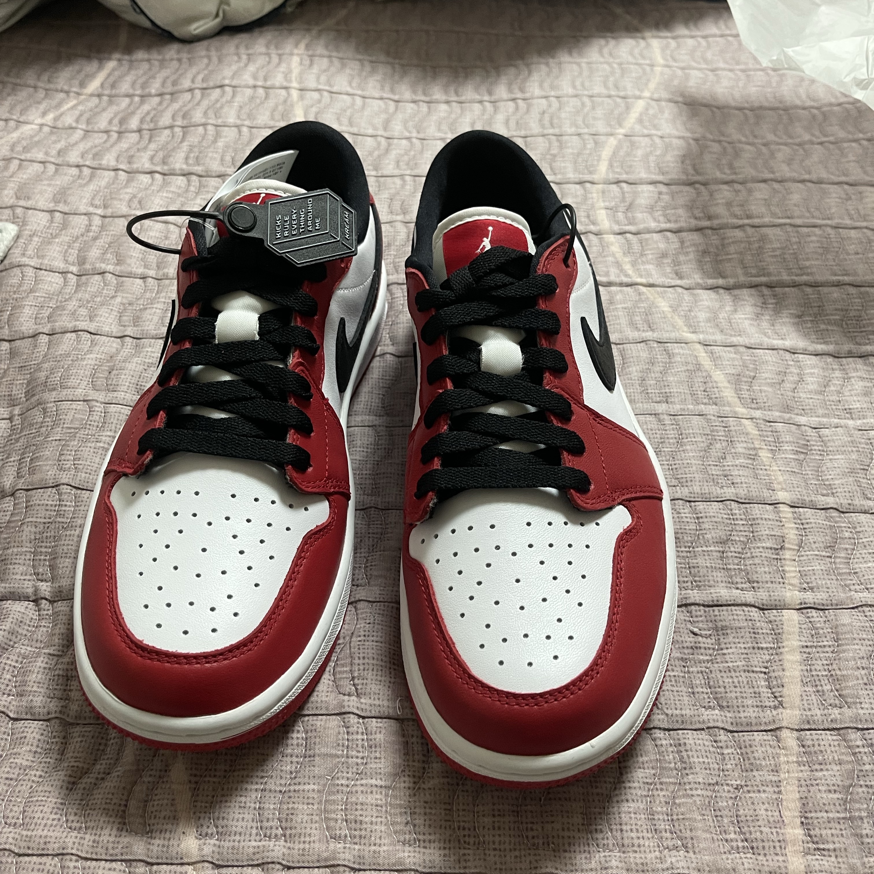Jordan 1 Low Golf Chicago 착용 스타일 - 2