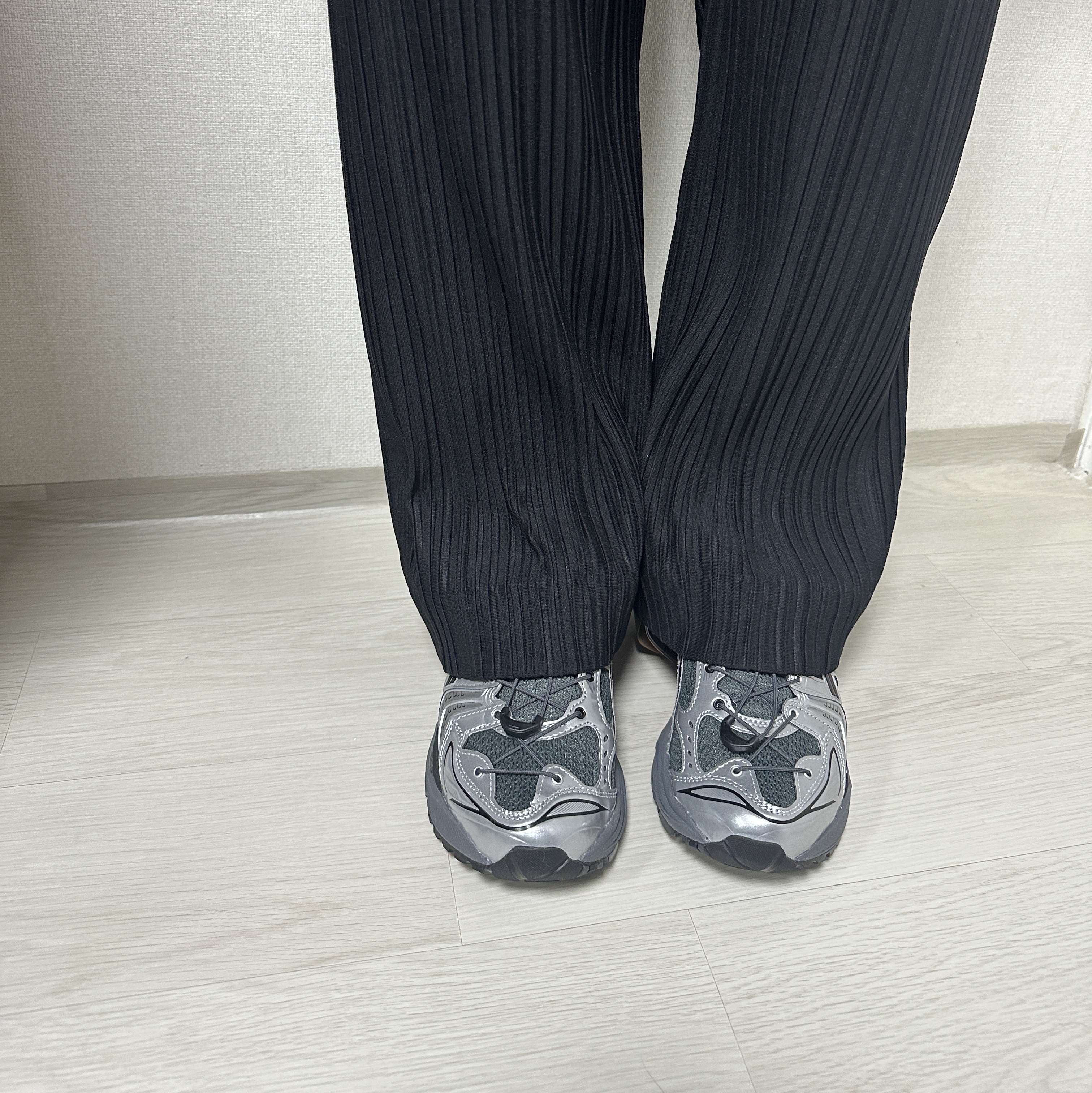 Asics x Unaffected Gel-Kayano 14 Silver Moon 착용 스타일